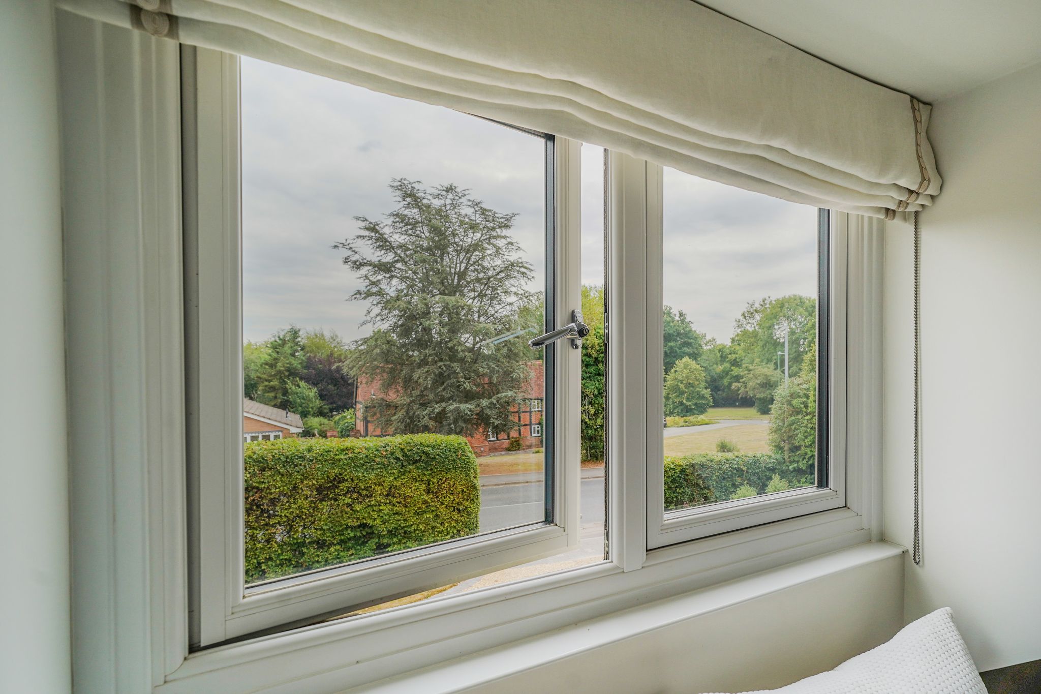 3 bedroom detached bungalow For Sale in Solihull - Photograph 24.