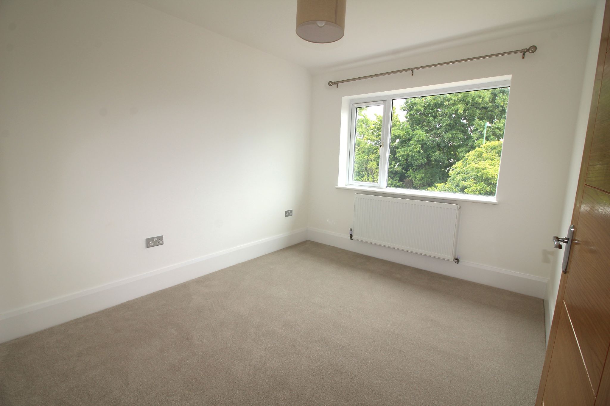 3 bedroom semi-detached house To Let in Solihull - Photograph 8.