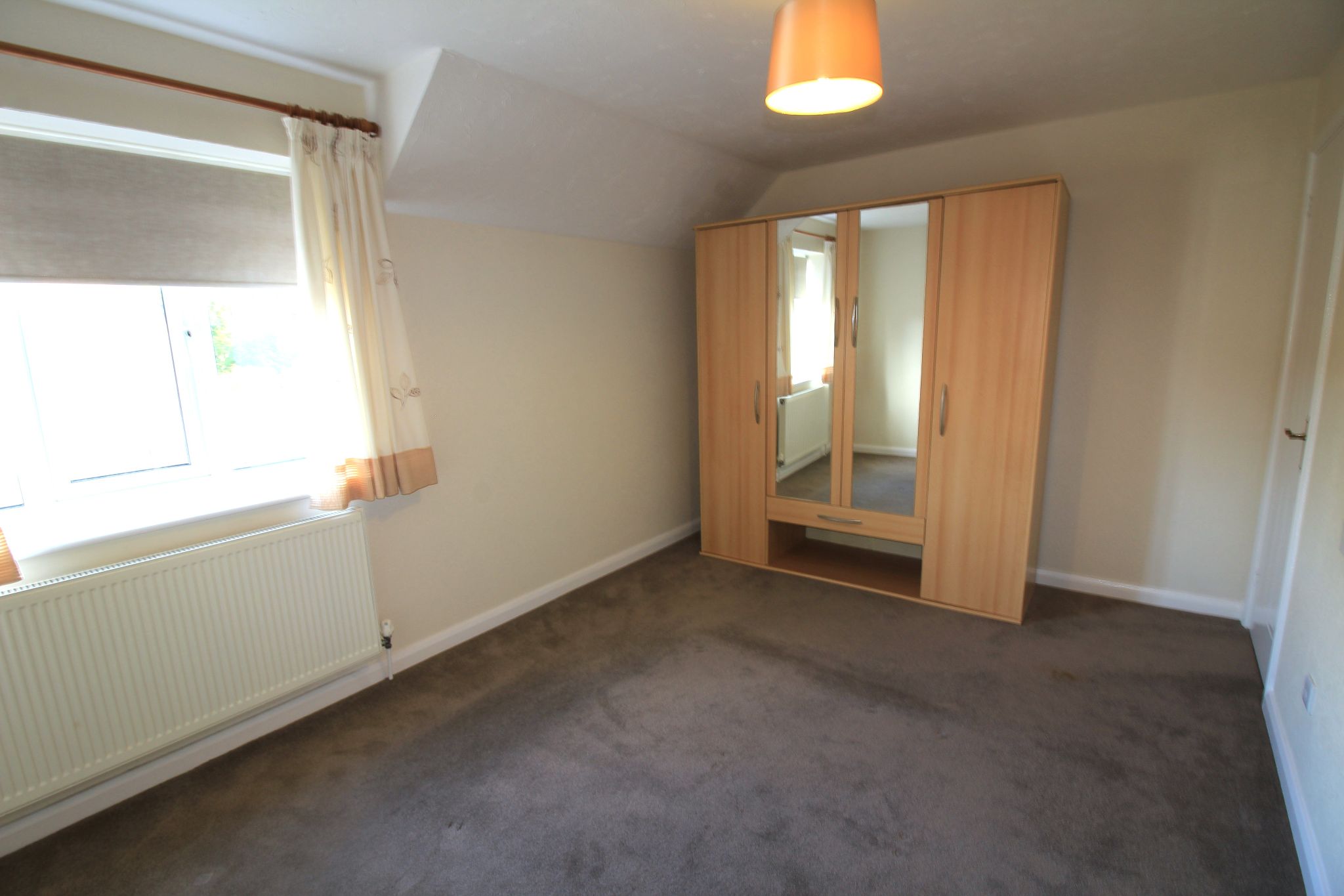 2 bedroom mews house To Let in Solihull - Photograph 7.