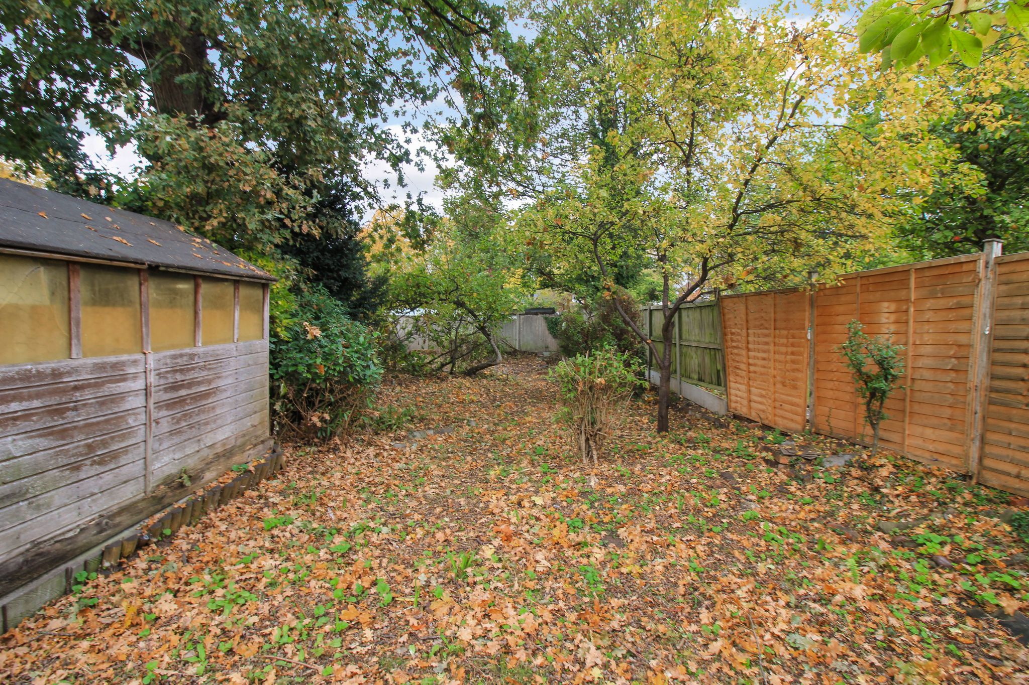 4 bedroom semi-detached house For Sale in Birmingham - Photograph 16.