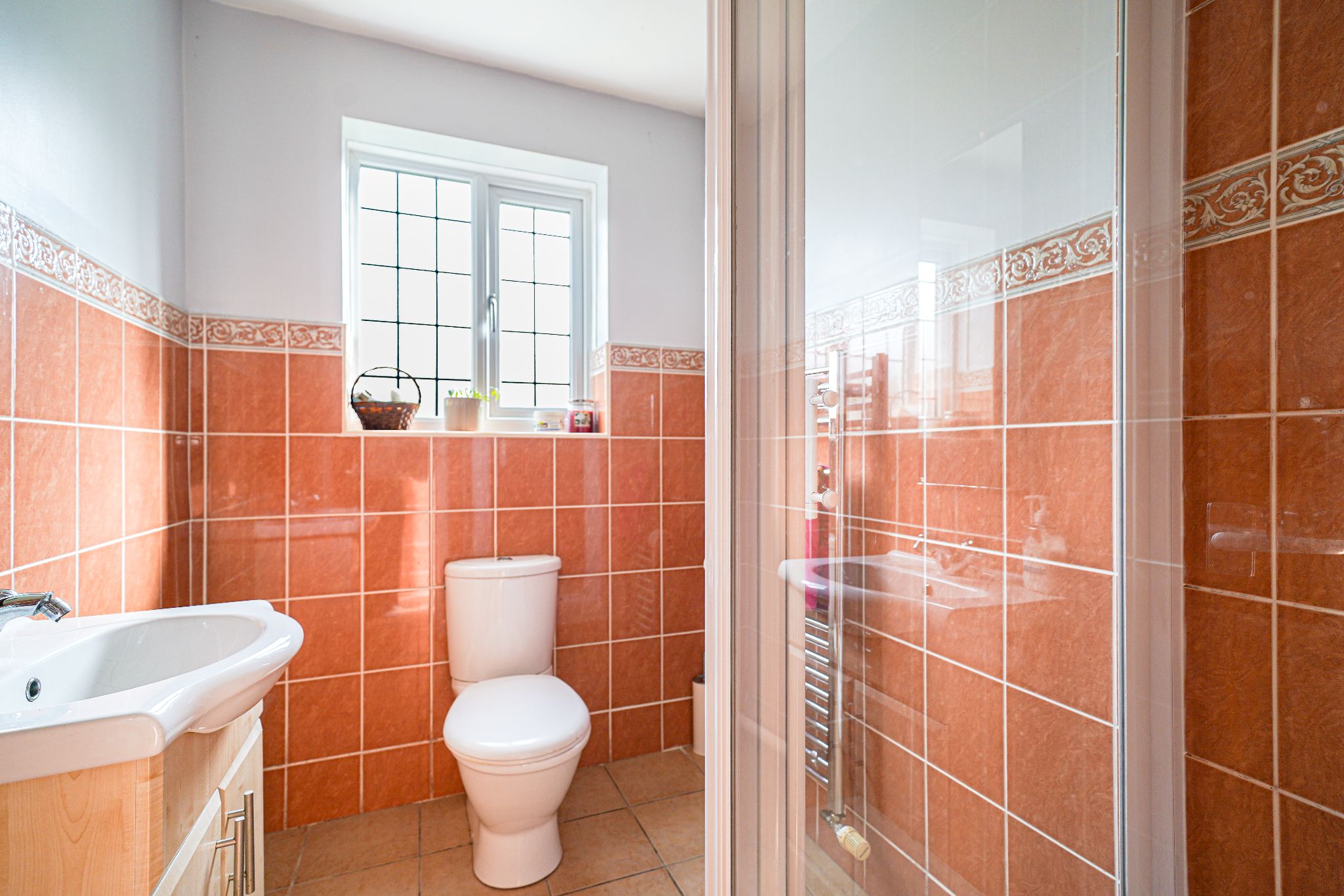 4 bedroom detached house For Sale in Solihull - Photograph 8.