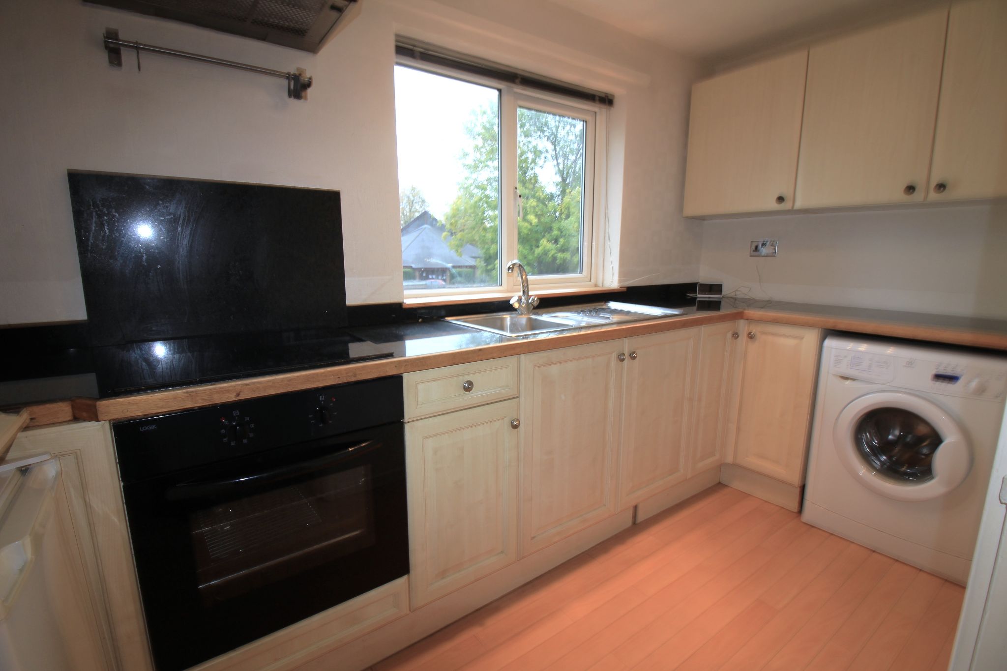 1 bedroom apartment flat/apartment To Let in Birmingham - Photograph 4.
