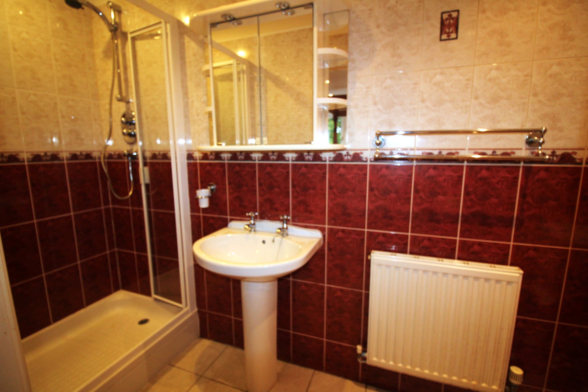 4 bedroom semi-detached house To Let in Solihull - Photograph 16.