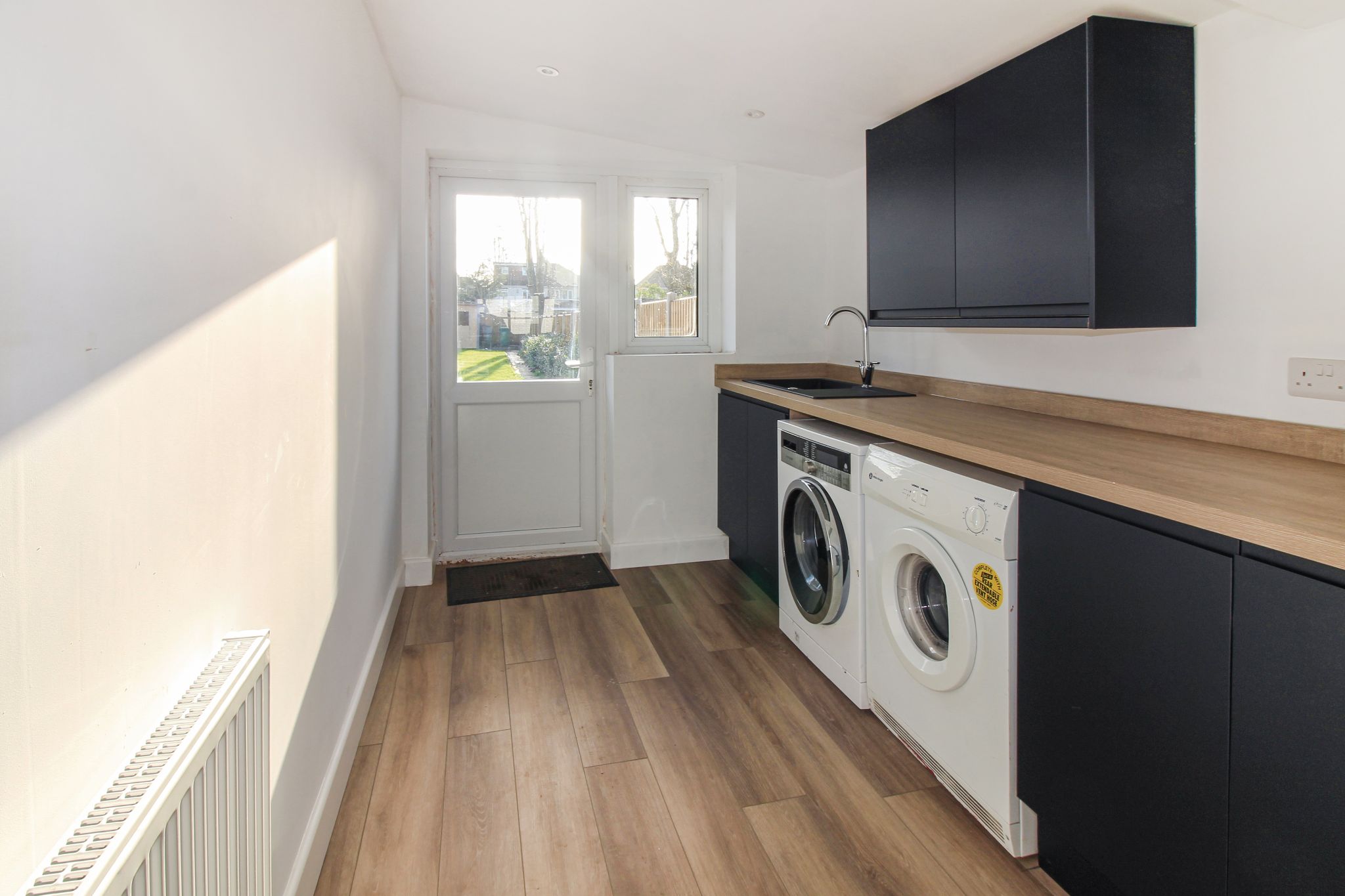 3 bedroom semi-detached house To Let in Solihull - Photograph 4.