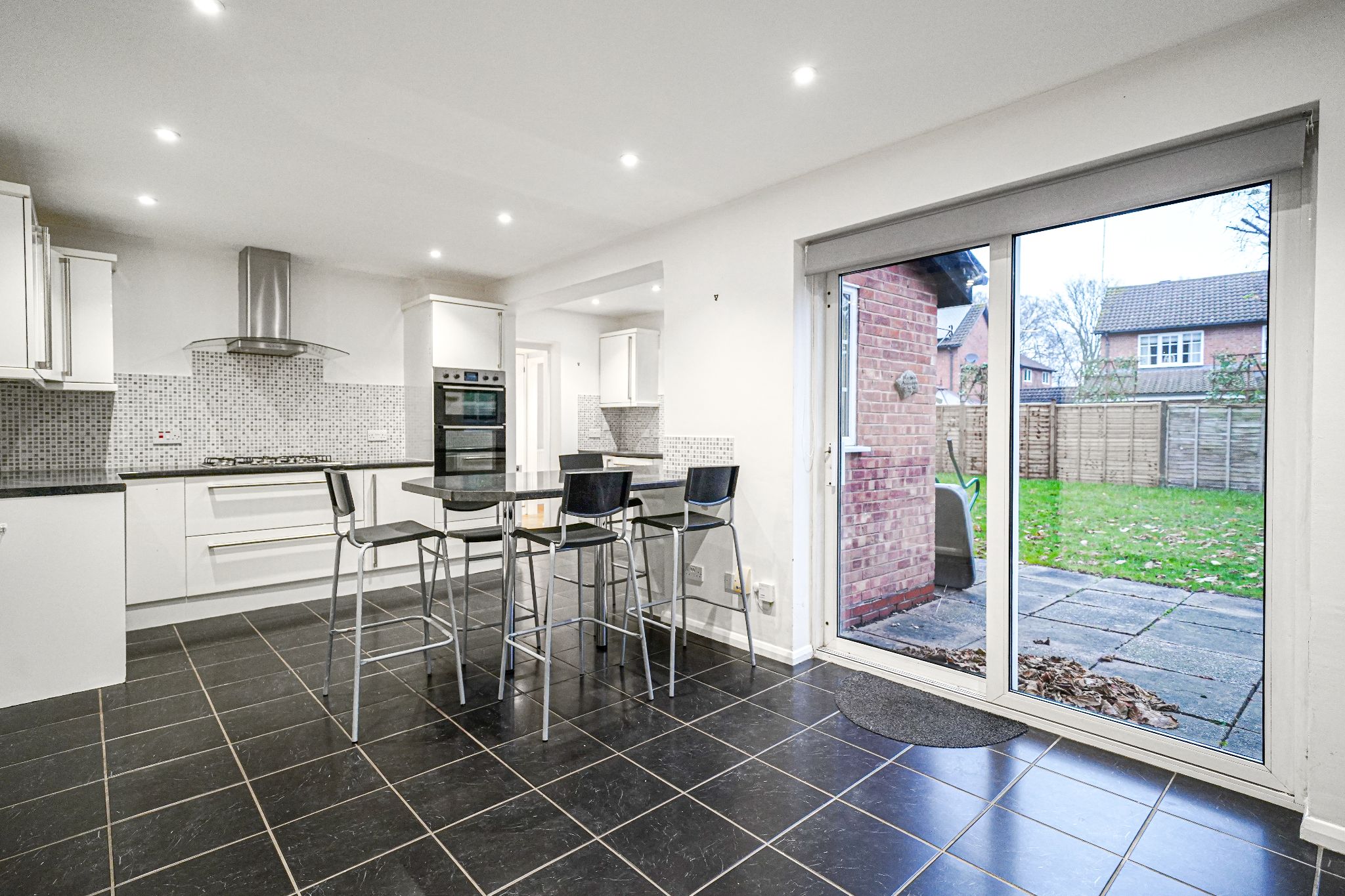4 bedroom detached house For Sale in Solihull - Photograph 5.