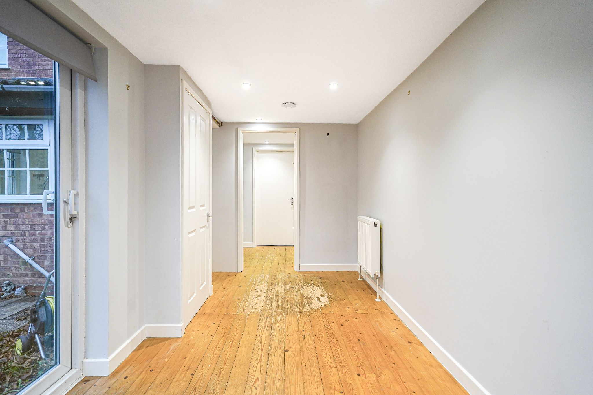 4 bedroom detached house For Sale in Solihull - Photograph 9.