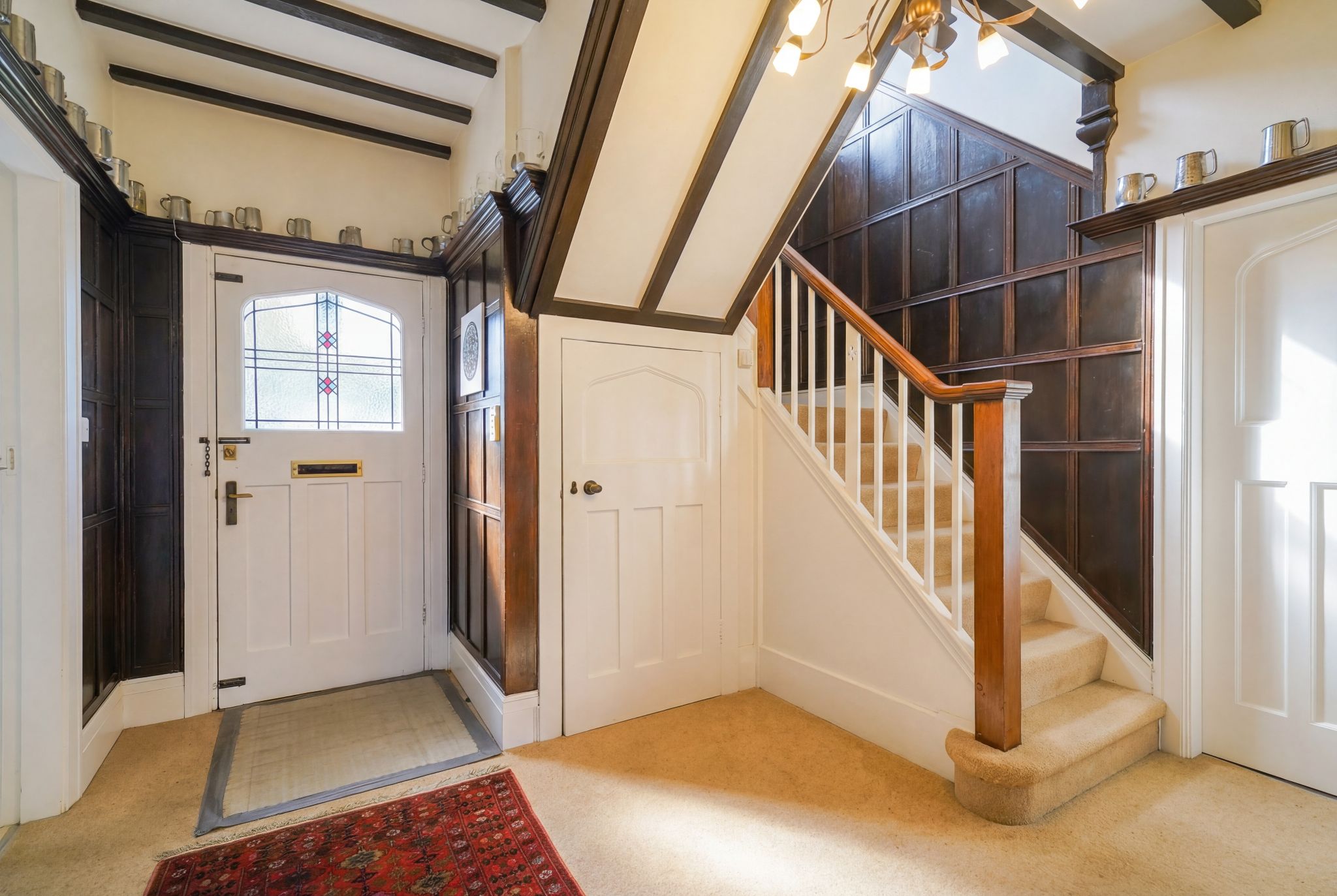 4 bedroom detached house For Sale in Solihull - Property photograph.