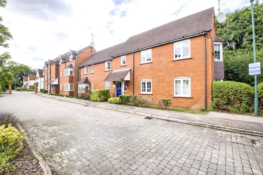 2 bedroom apartment flat/apartment For Sale in Solihull - Property photograph.