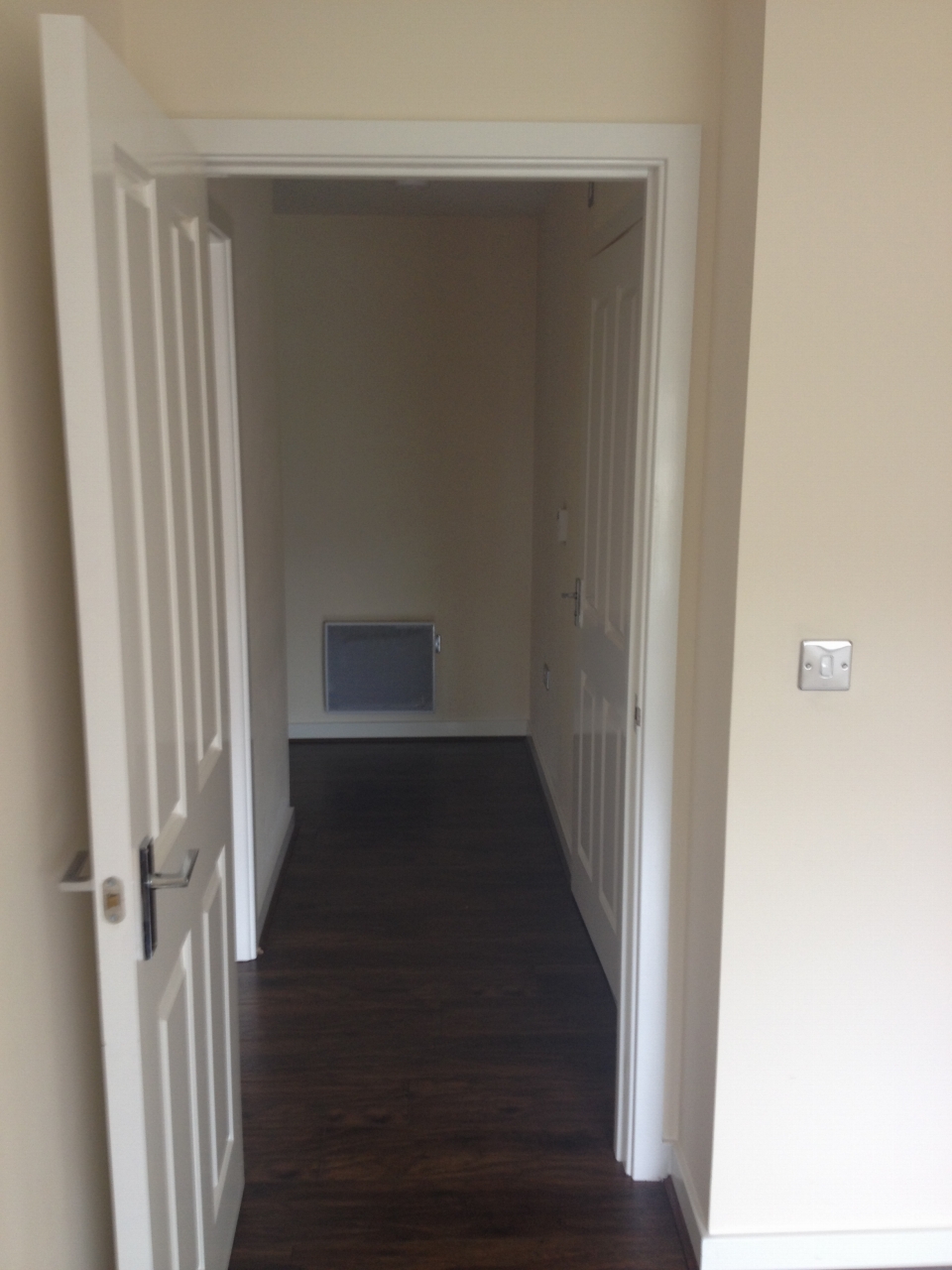 2 bedroom apartment flat/apartment To Let in Solihull - Photograph 7.