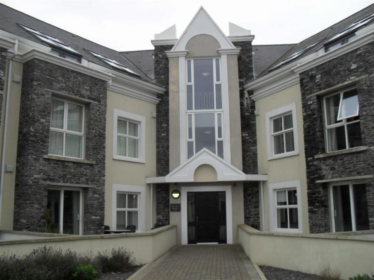 1 bedroom apartment flat/apartment For Sale in Castletown - Photograph 1