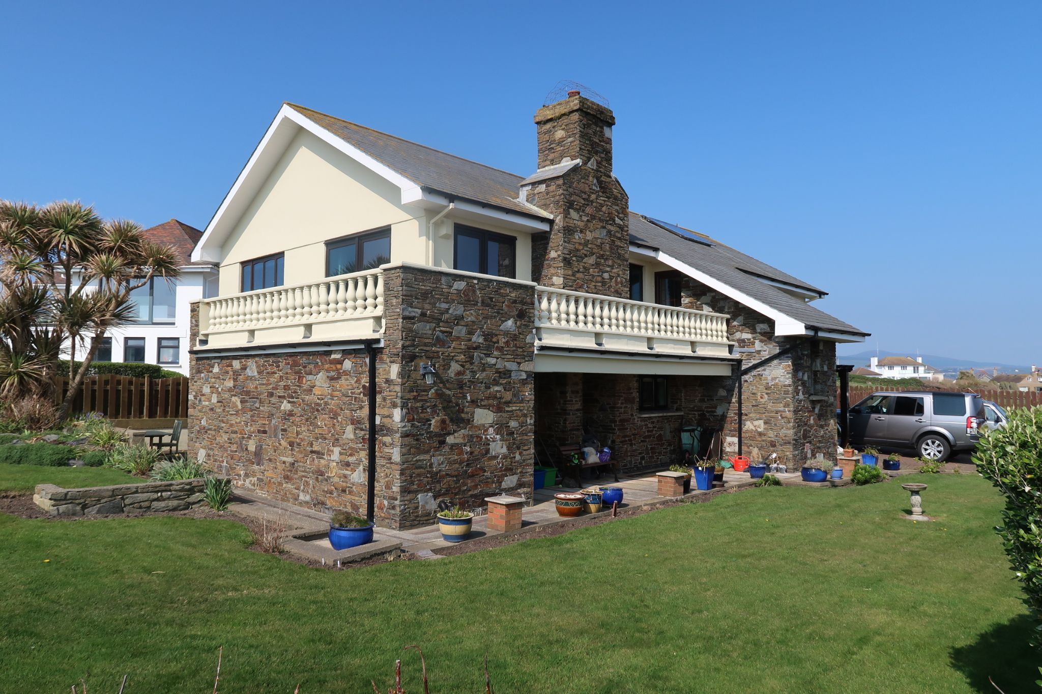 6 bedroom detached house For Sale in Port St. Mary - Photograph 1