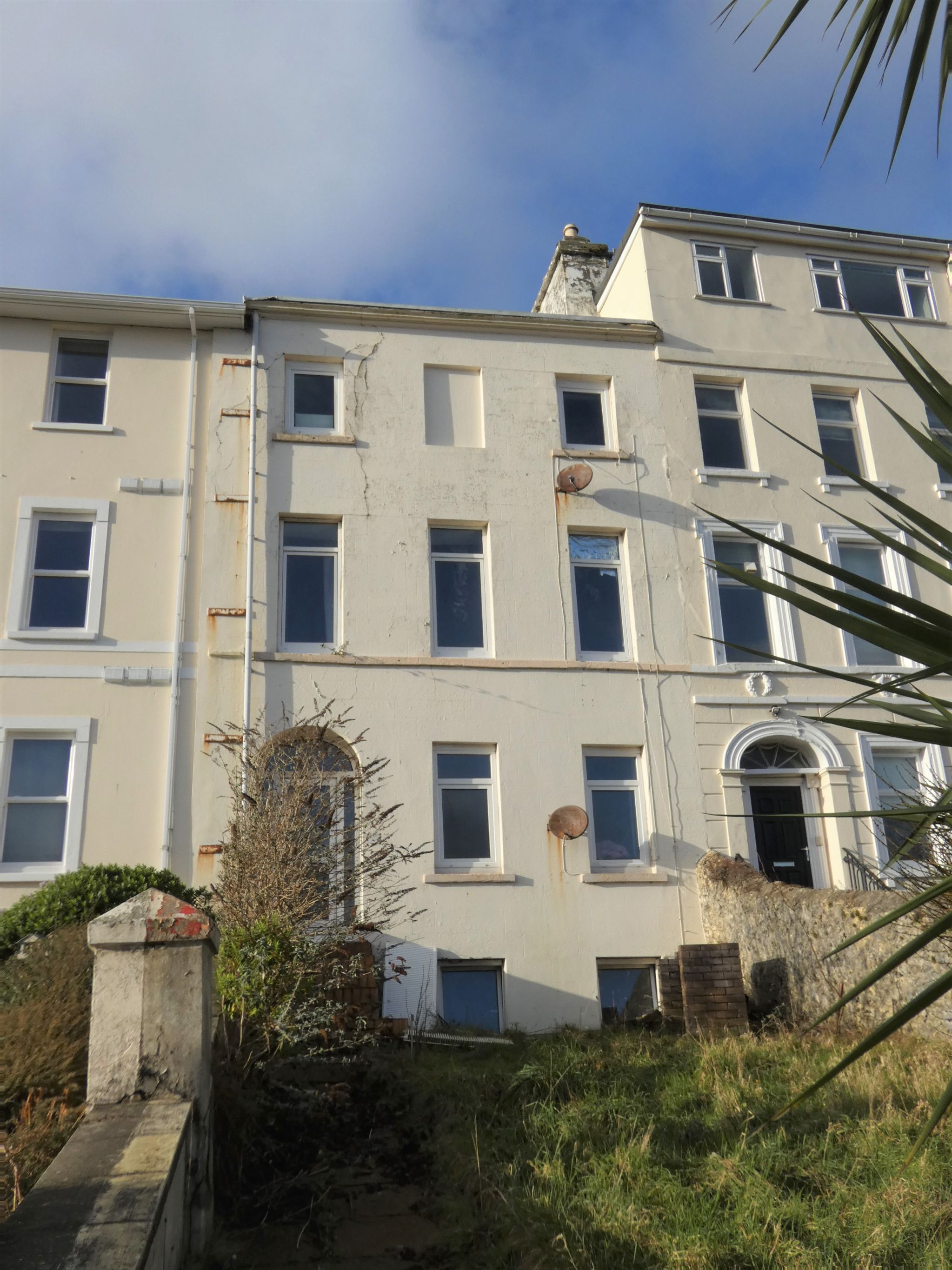 5 bedroom apartment flat/apartment Sale Agreed in Douglas - Photograph 2