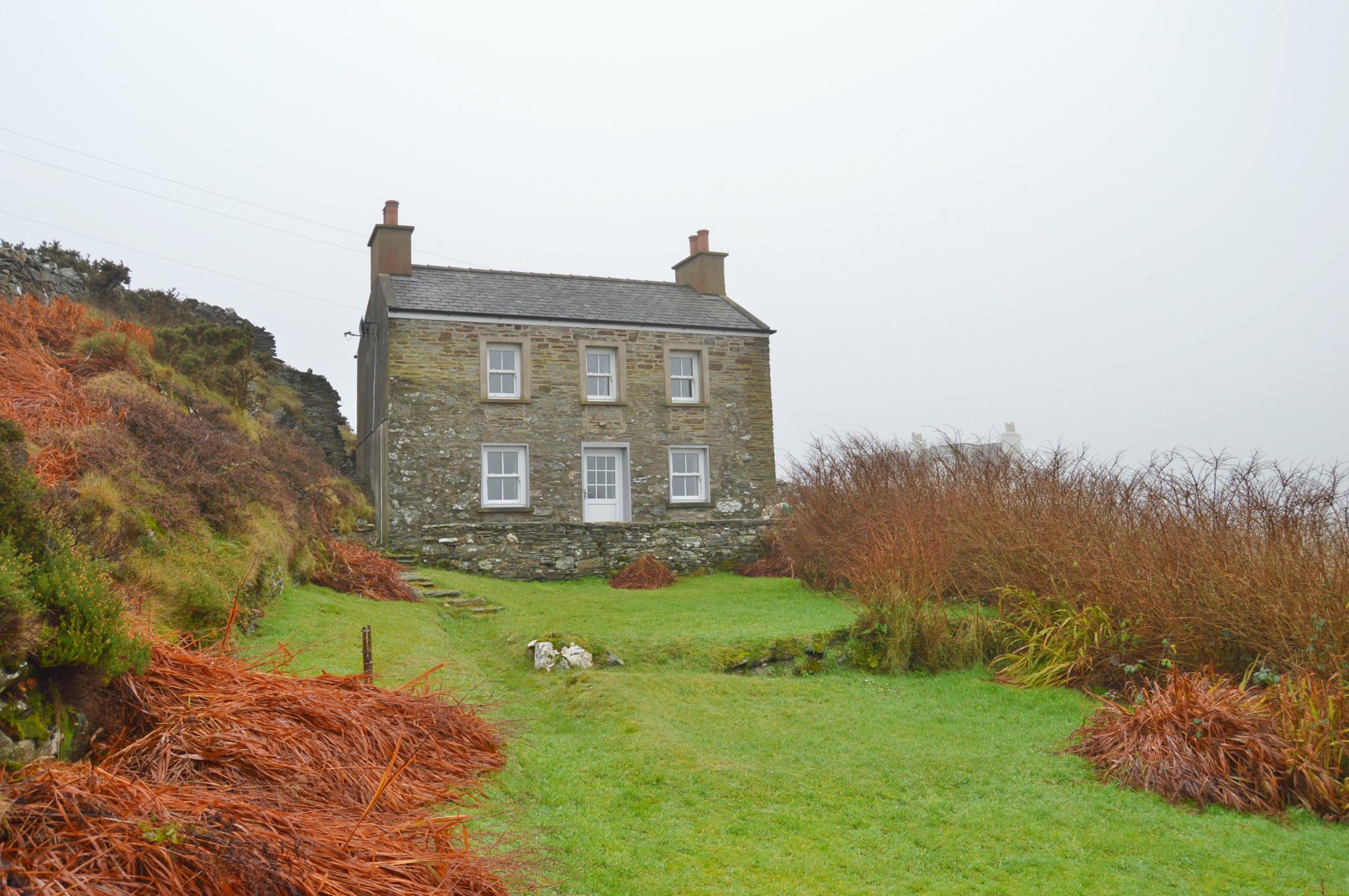 3 bedroom detached house Let Agreed in Port Erin - Photograph 1
