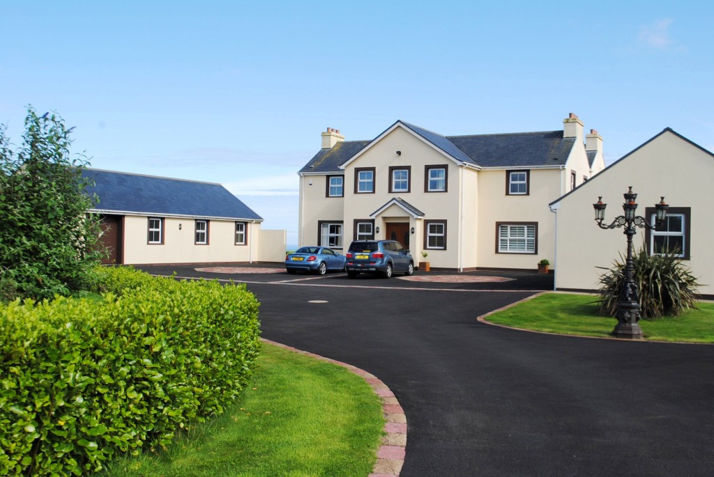 4 bedroom detached house For Sale in Santon - Photograph 1