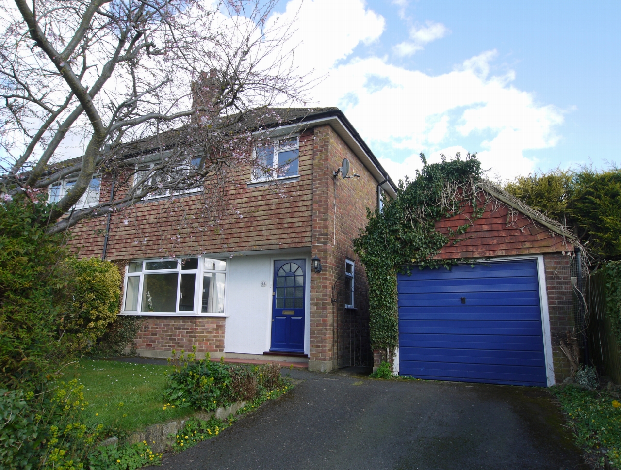 3 bedroom house Let in Sevenoaks - Main Image