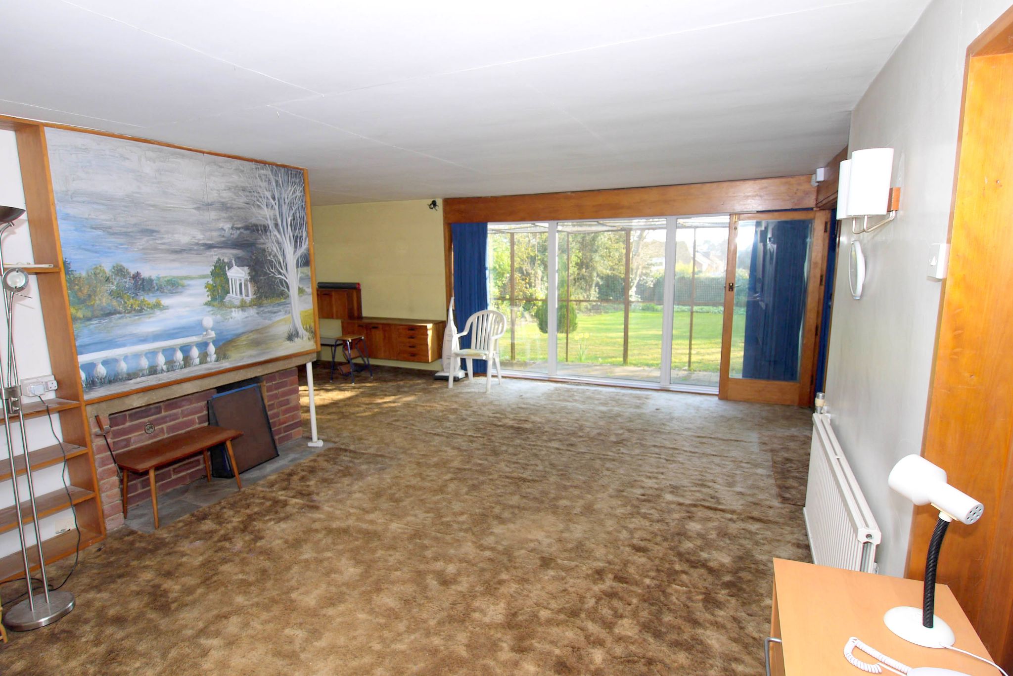 2 bedroom detached bungalow Sale Agreed in Sevenoaks - Photograph 4
