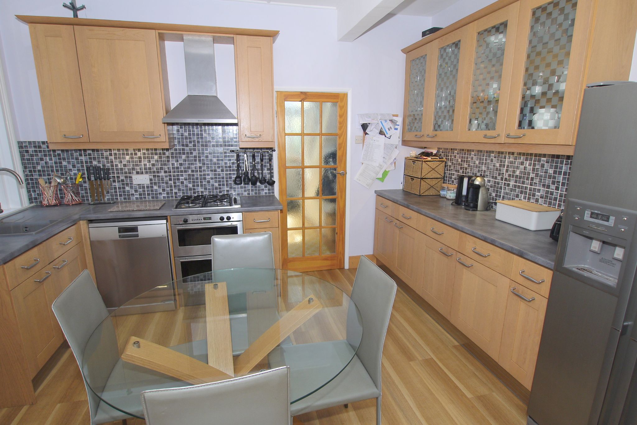 4 bedroom semi-detached house Sold in Sevenoaks - Photograph 5