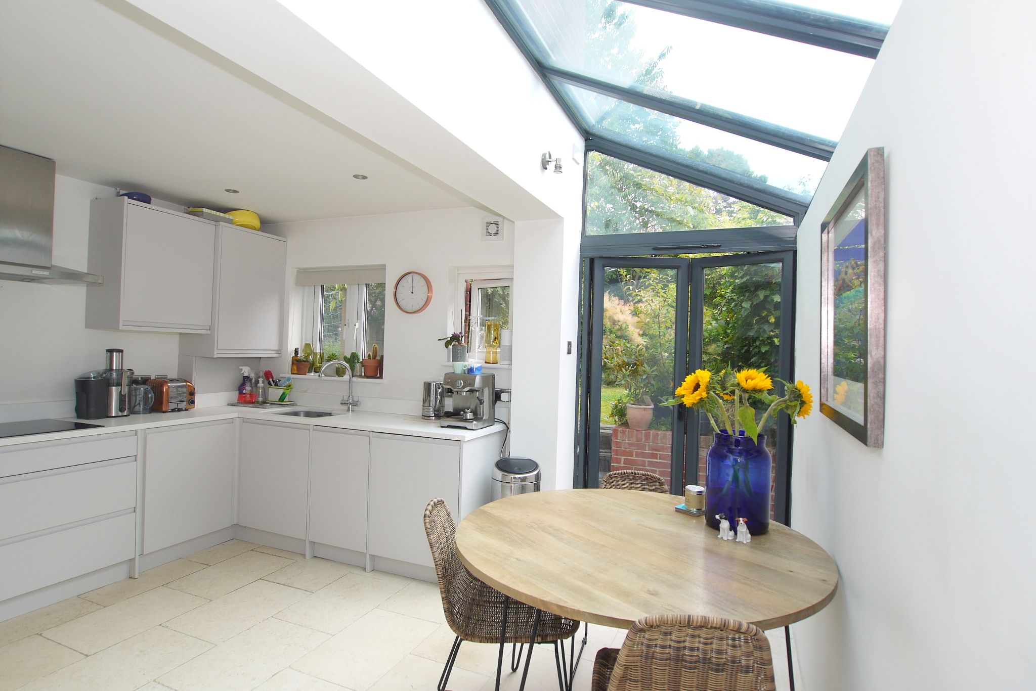 2 bedroom mid terraced house Sold in Seal - Photograph 2