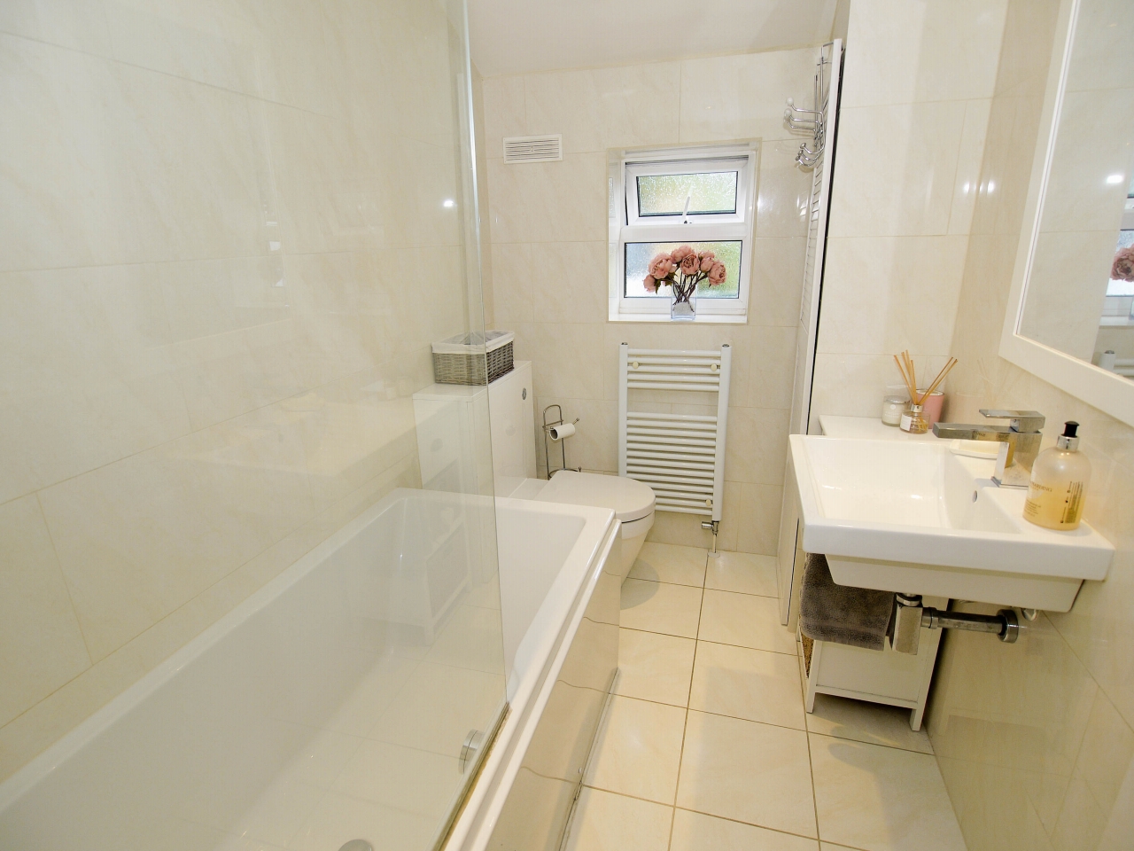 2 bedroom end terraced house To Let in Sevenoaks - Photograph 8