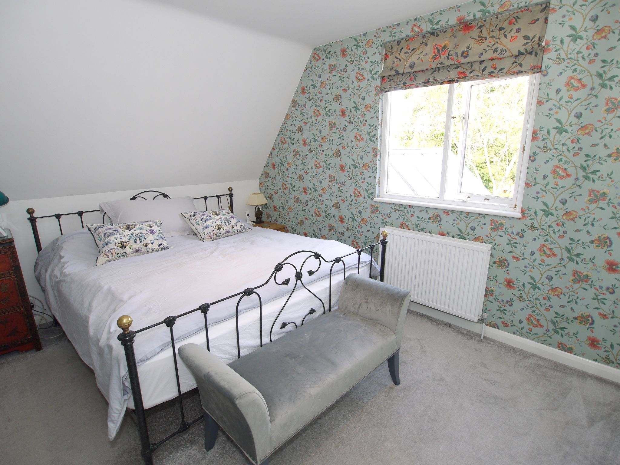 Westerham Road, Sevenoaks, TN13 3 bedroom detached house Sold in