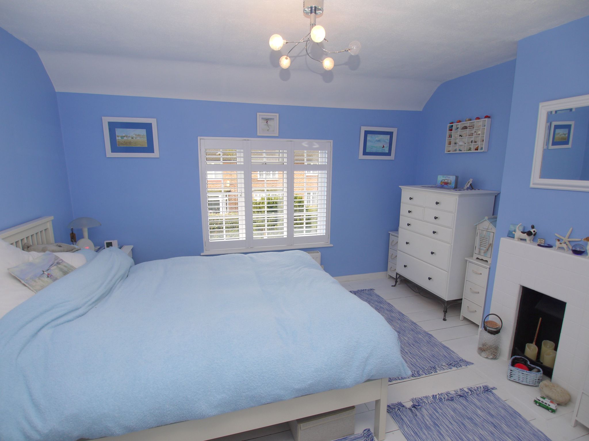 3 bedroom semi-detached house For Sale in Sevenoaks - Photograph 5