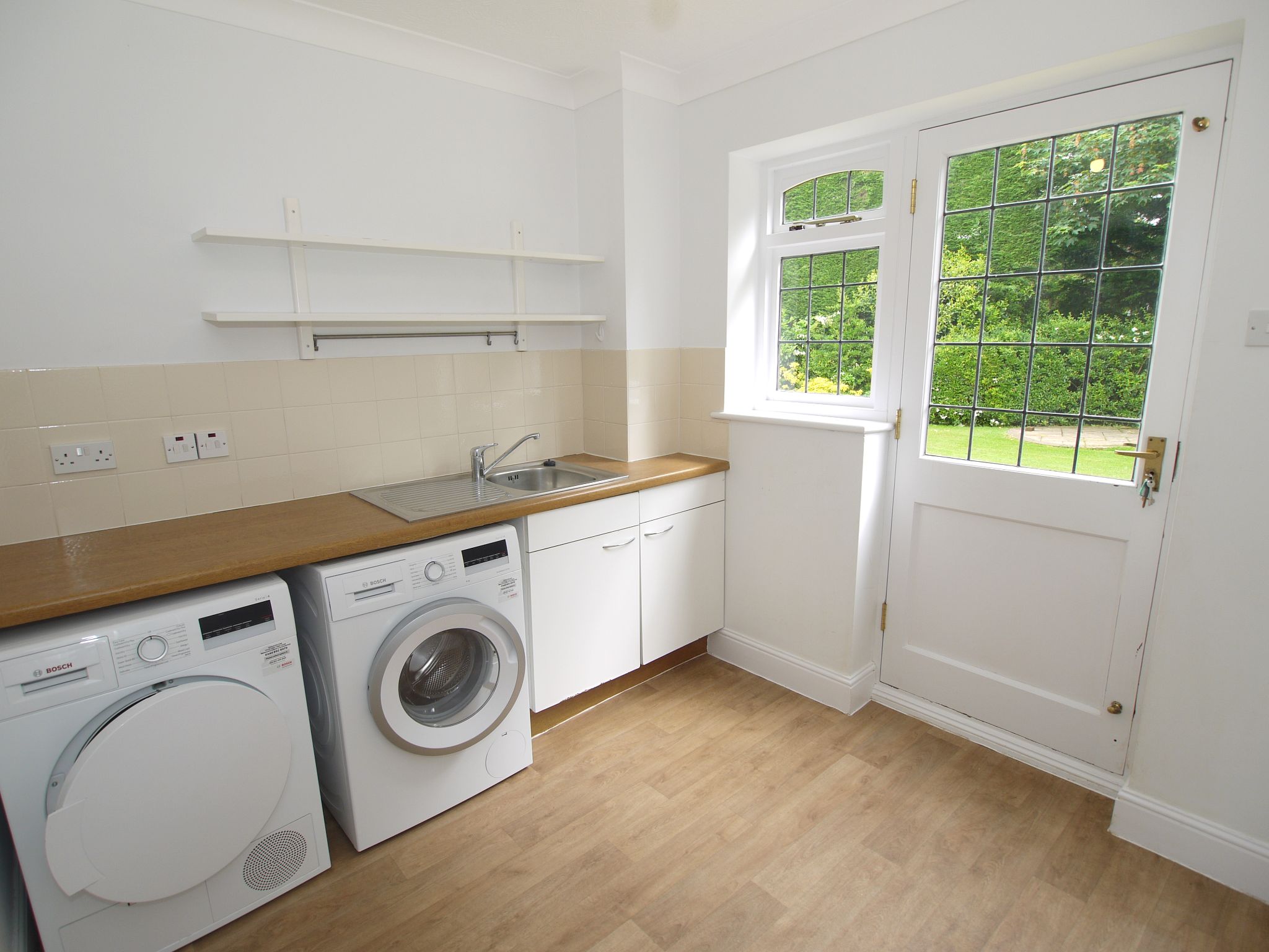 5 bedroom detached house Sold in Sevenoaks - Photograph 20