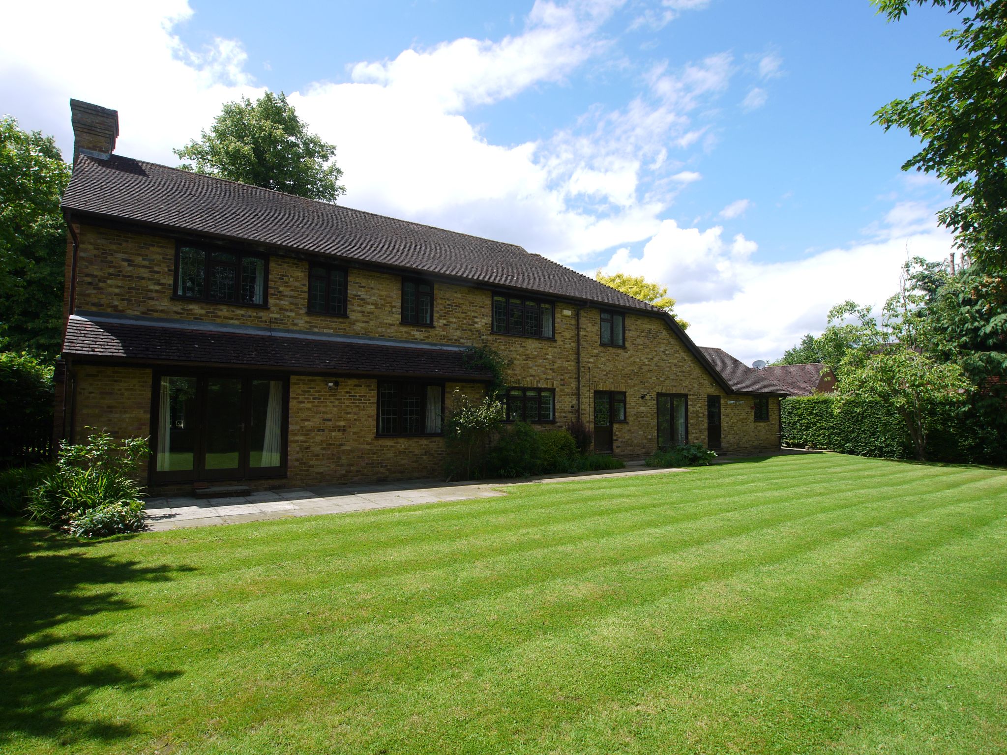 5 bedroom detached house Sold in Sevenoaks - Photograph 23