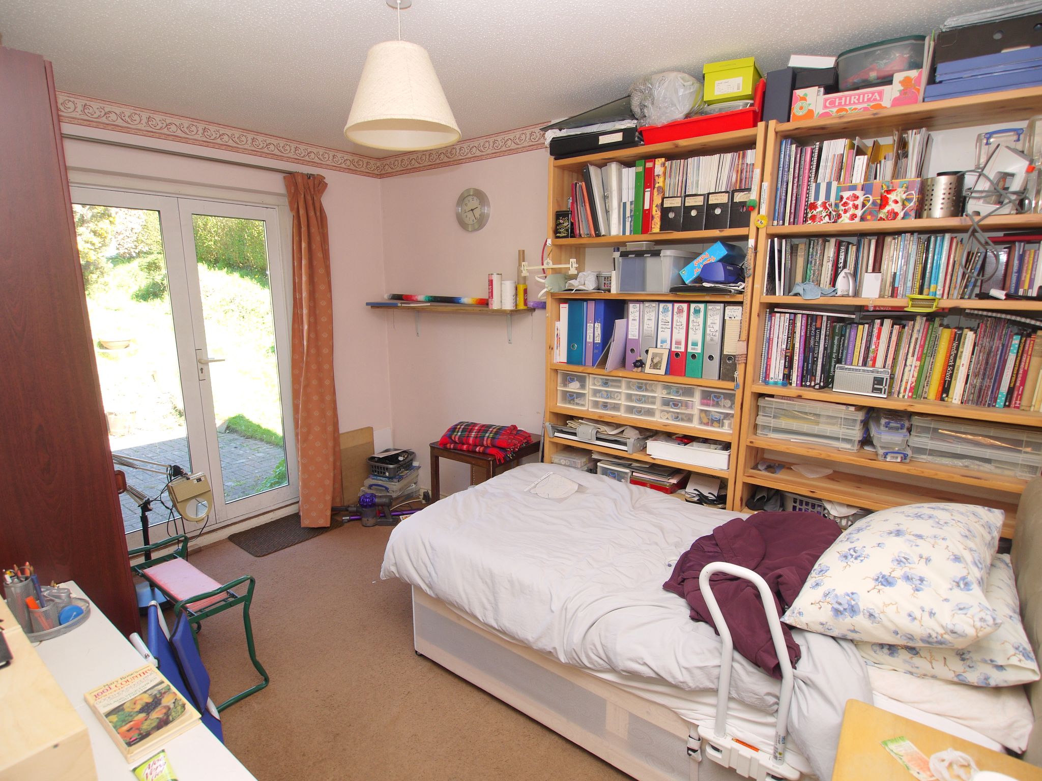5 bedroom detached house For Sale in Sevenoaks - Photograph 7