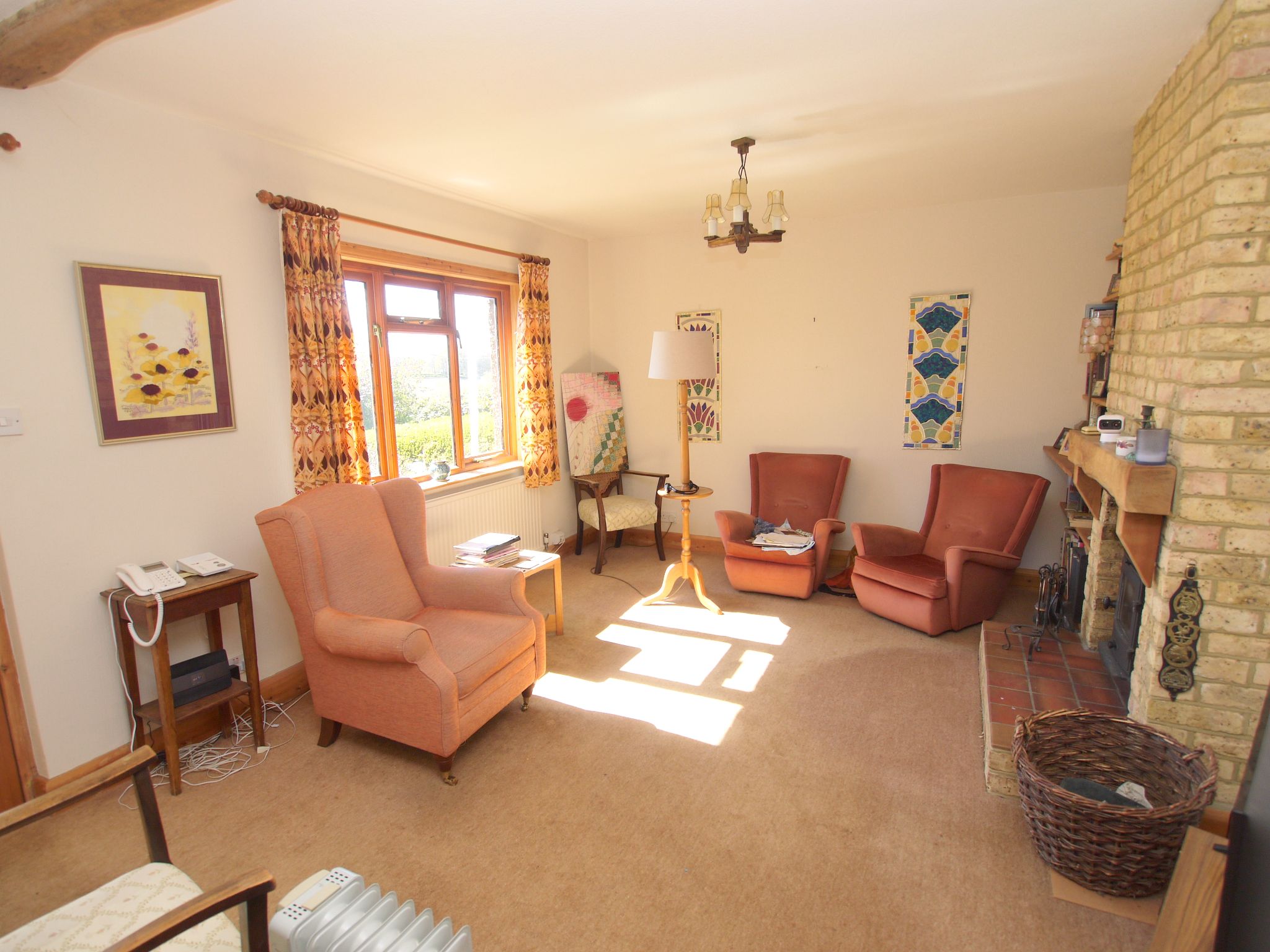 5 bedroom detached house For Sale in Sevenoaks - Photograph 5