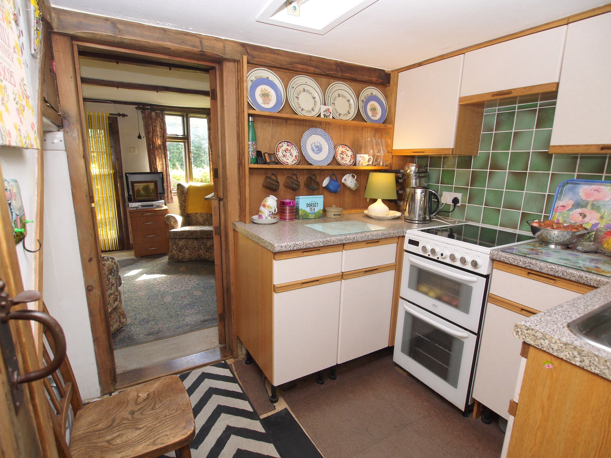 3 bedroom end terraced house For Sale in Stansted - Photograph 13