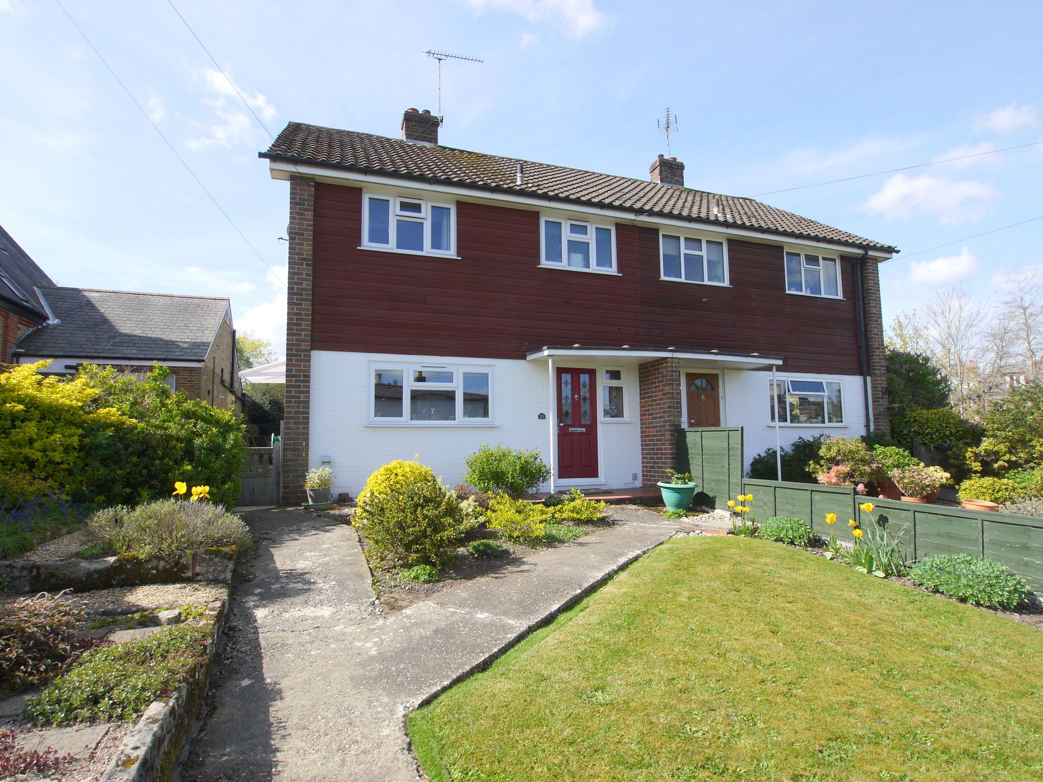 3 bedroom semi-detached house For Sale in Sevenoaks - Property photograph