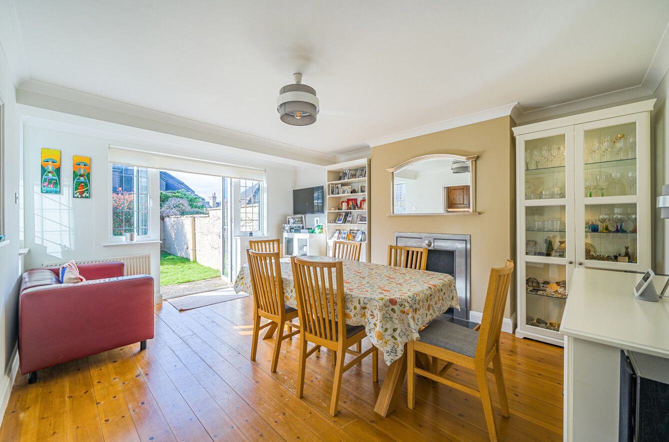 5 bedroom semi-detached house For Sale in Sevenoaks - Property photograph