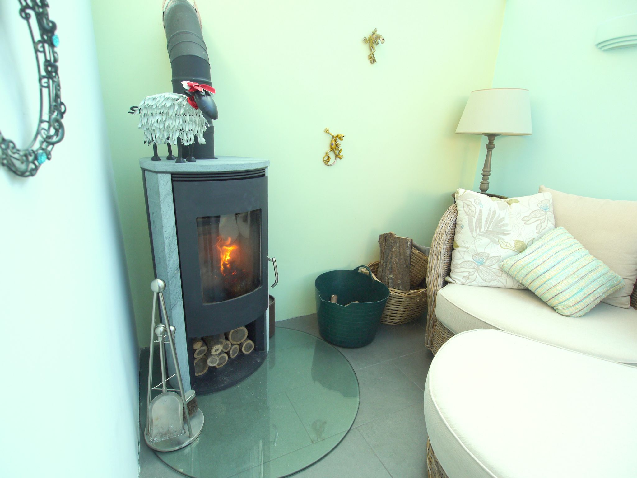 4 bedroom detached house For Sale in Farningham - Photograph 5