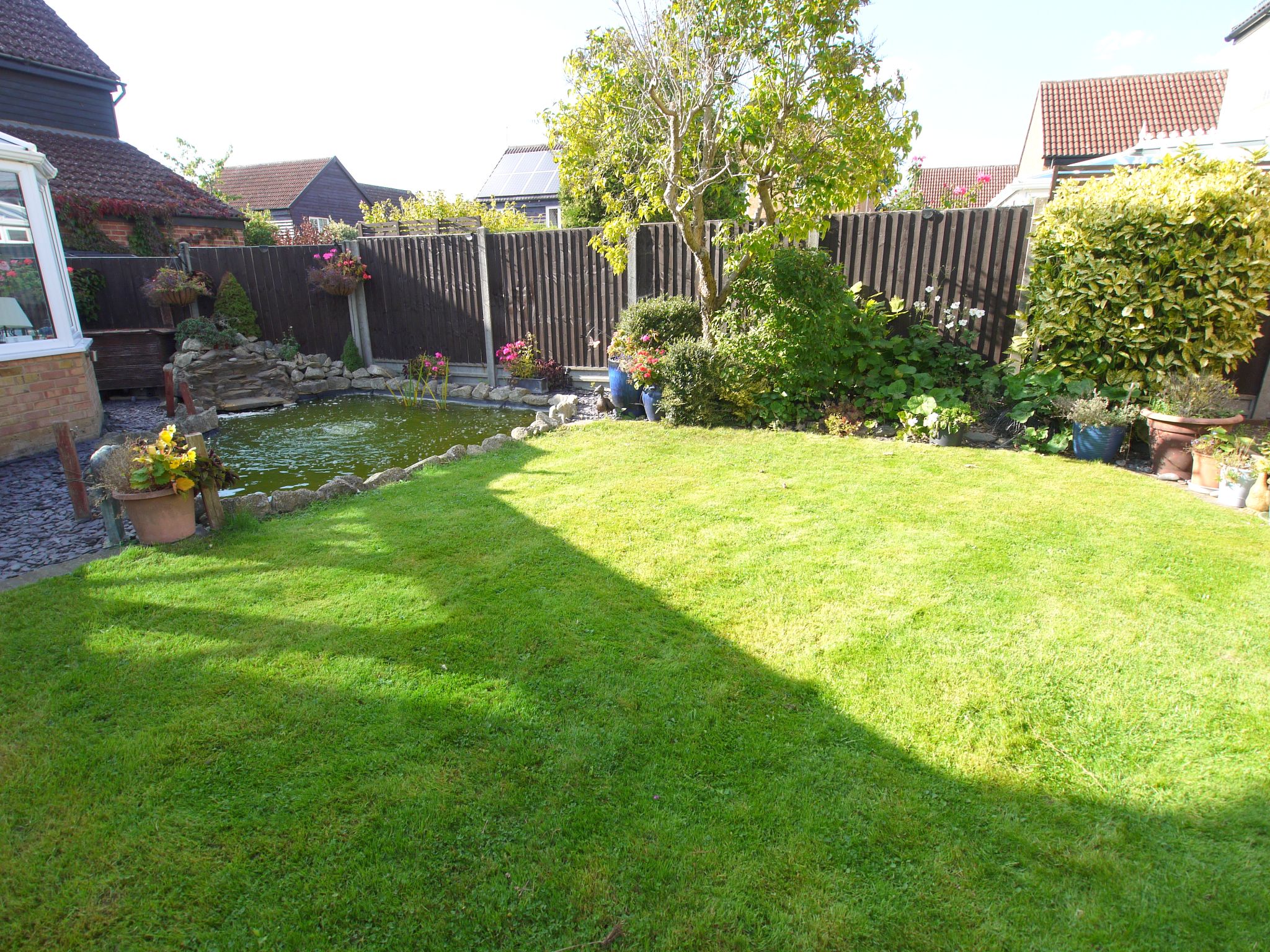 4 bedroom detached house For Sale in Farningham - Photograph 11