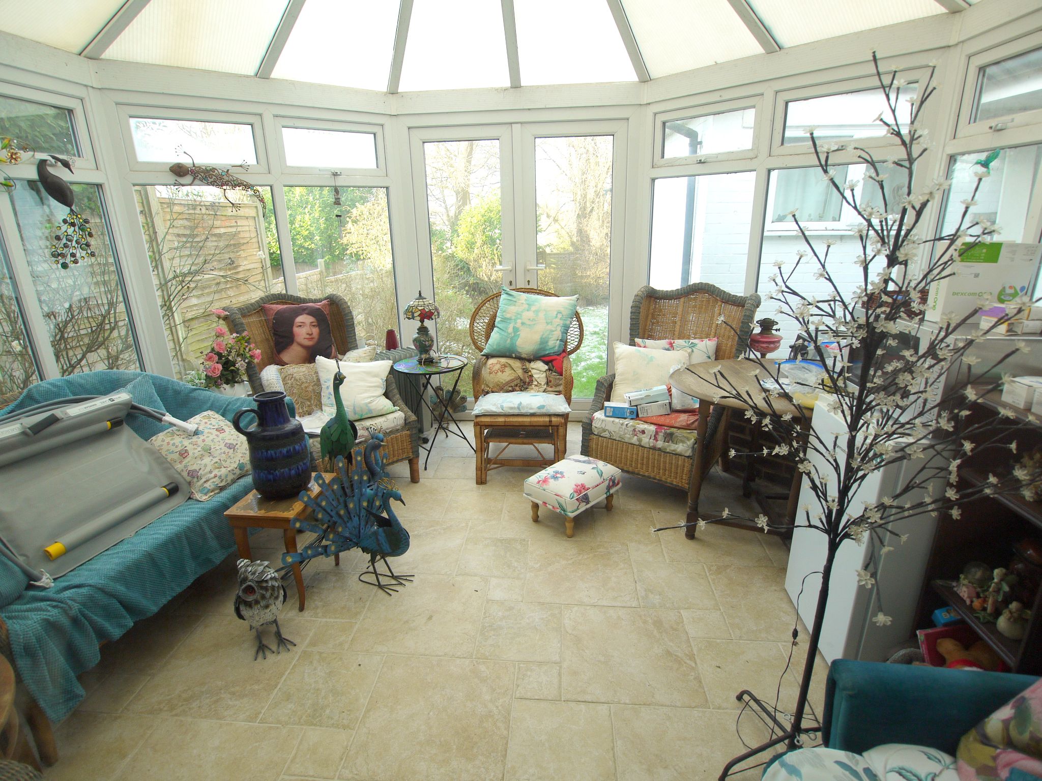 3 bedroom detached bungalow For Sale in Sevenoaks - Photograph 7