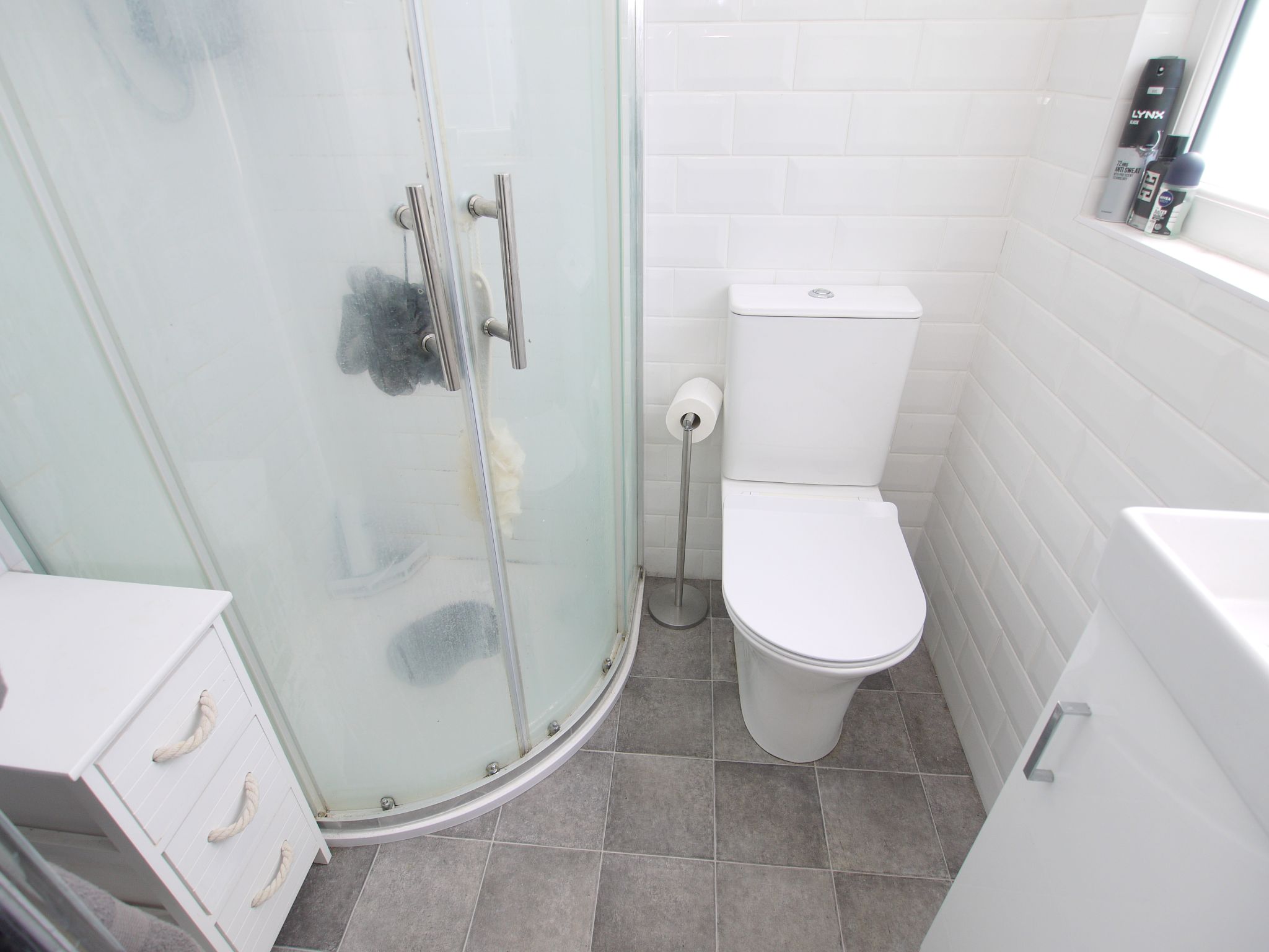 5 bedroom semi-detached house SSTC in Sevenoaks - Photograph 13