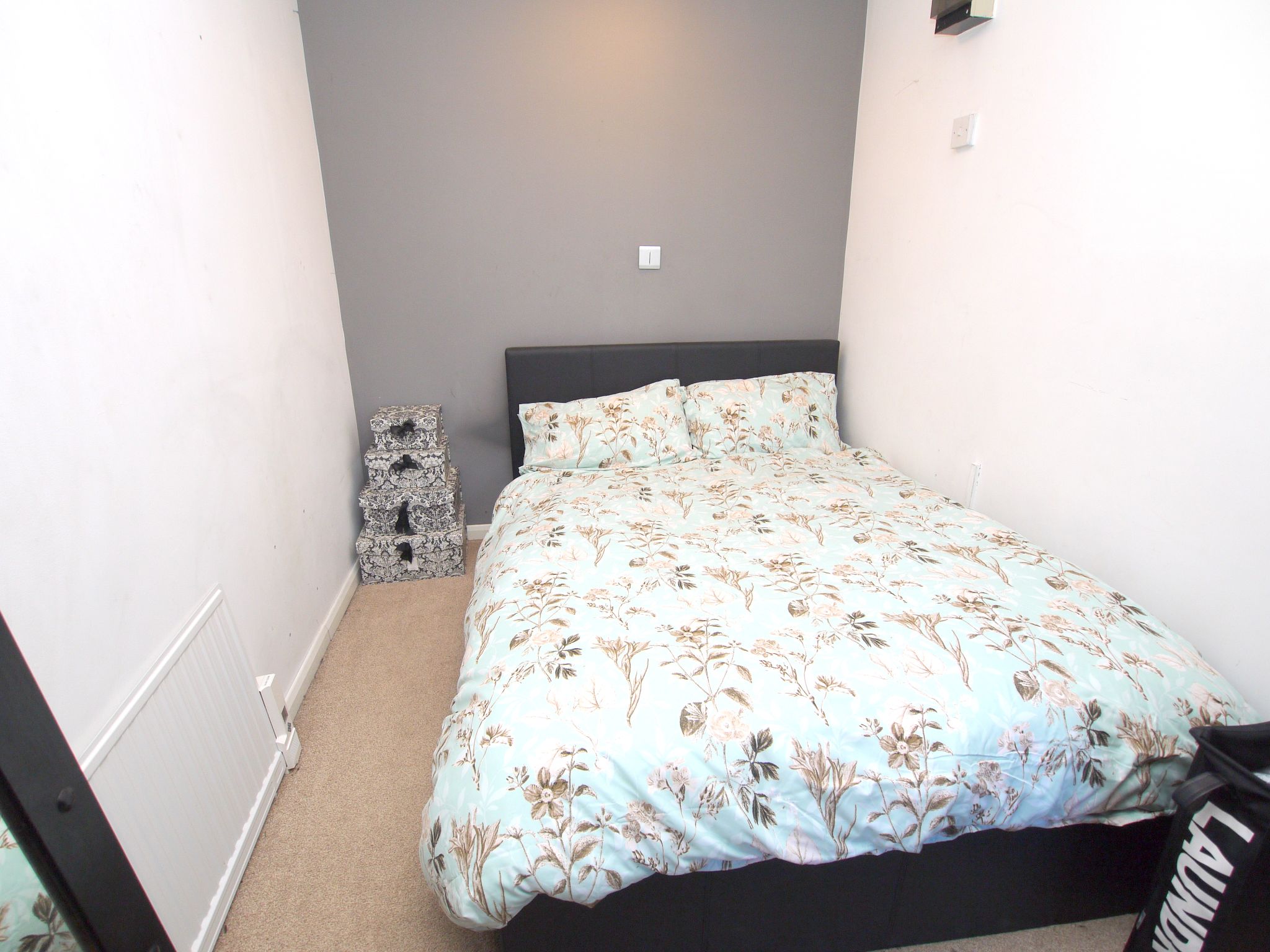 5 bedroom semi-detached house SSTC in Sevenoaks - Photograph 4