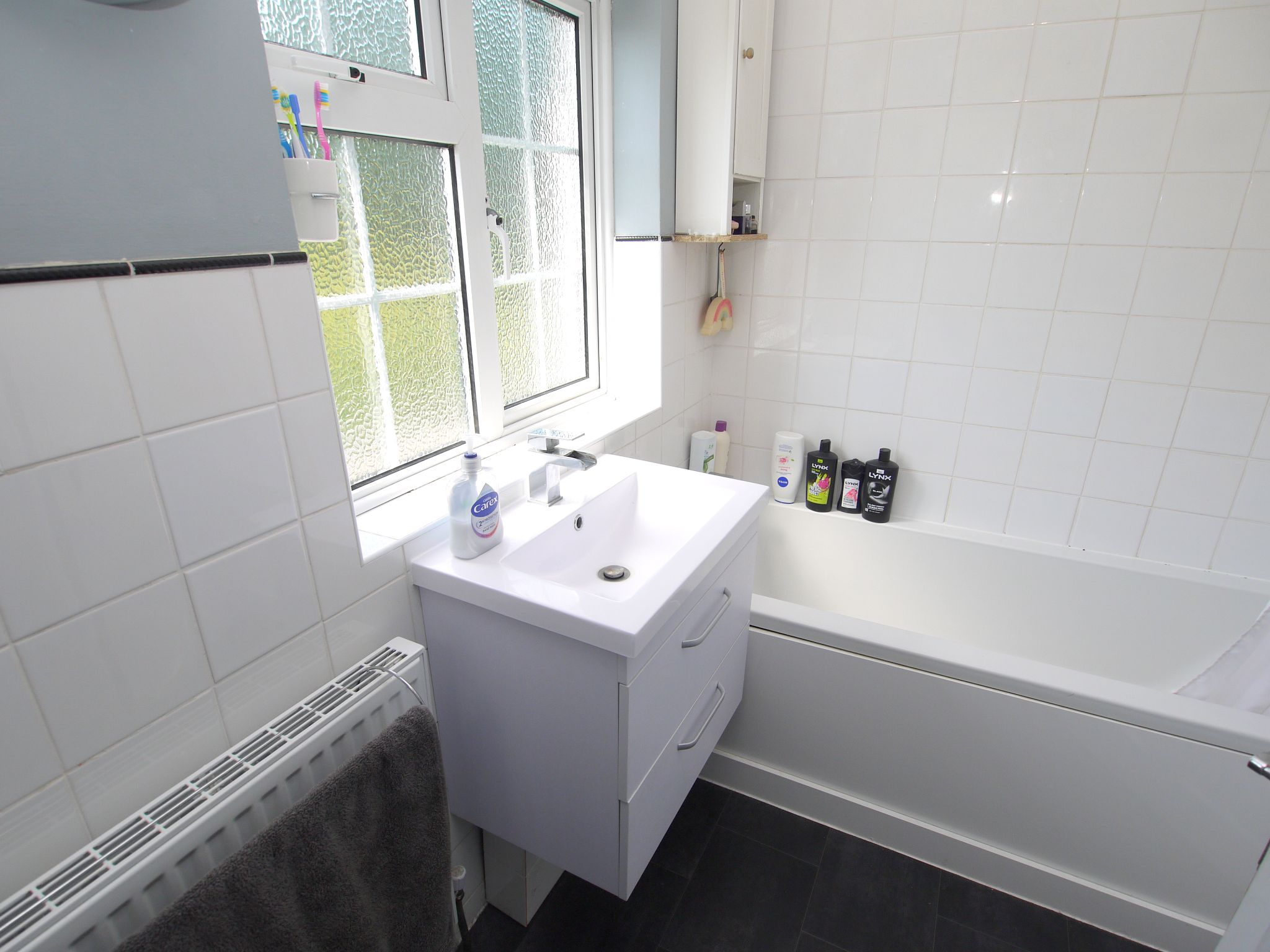 5 bedroom semi-detached house SSTC in Sevenoaks - Photograph 8
