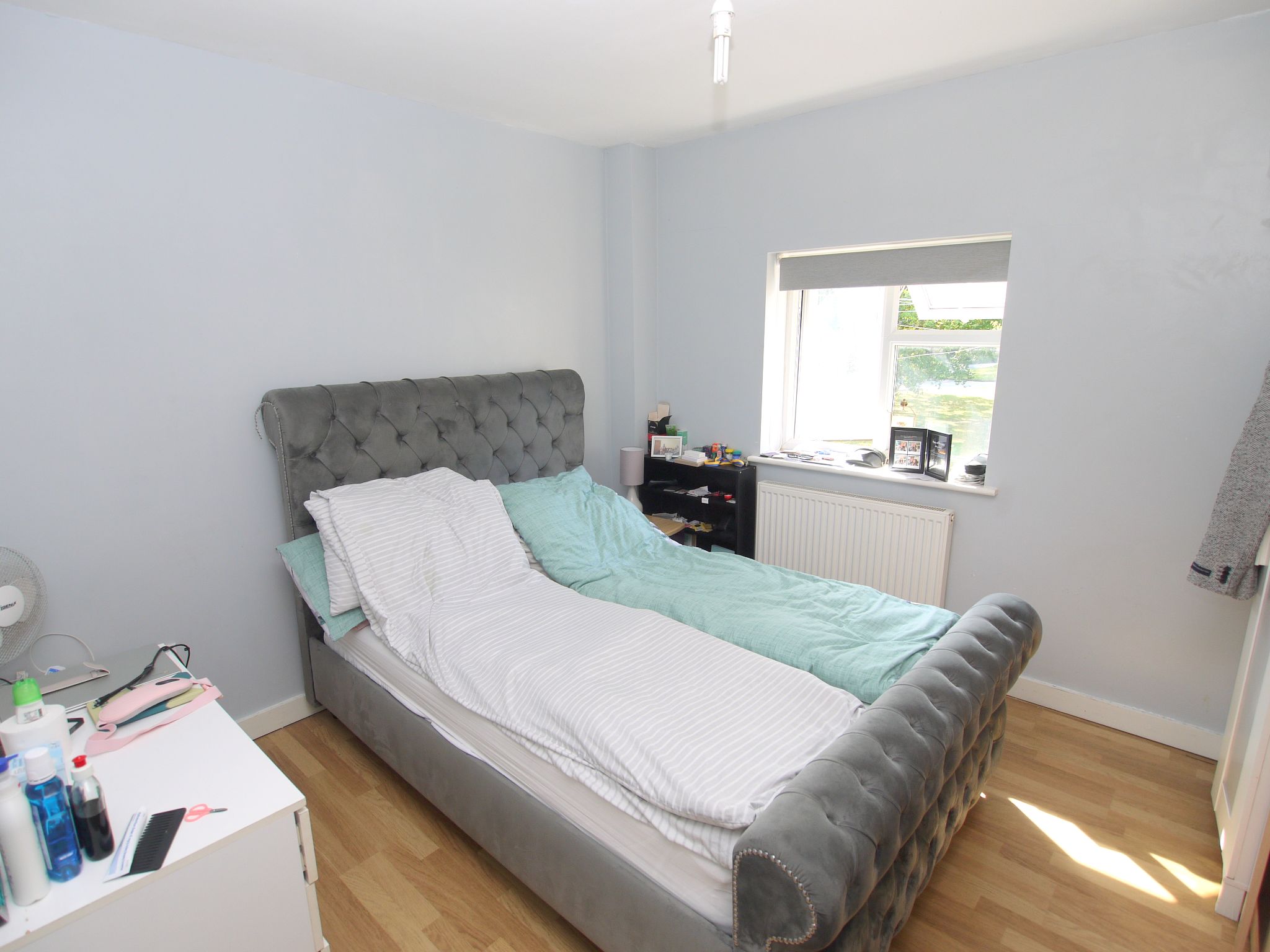 2 bedroom maisonette For Sale in Sevenoaks - Photograph 3