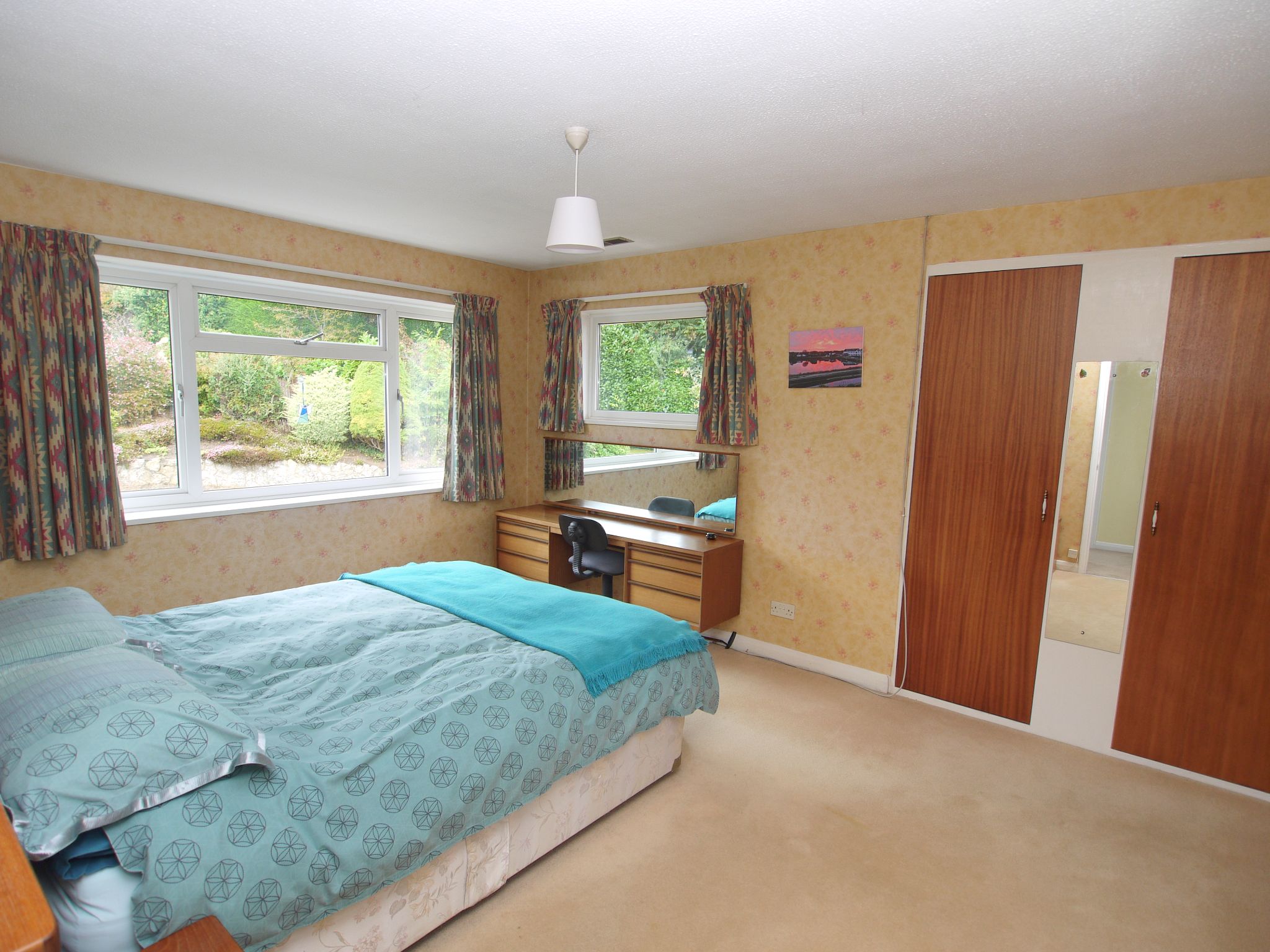 4 bedroom detached house For Sale in Sevenoaks - Photograph 7