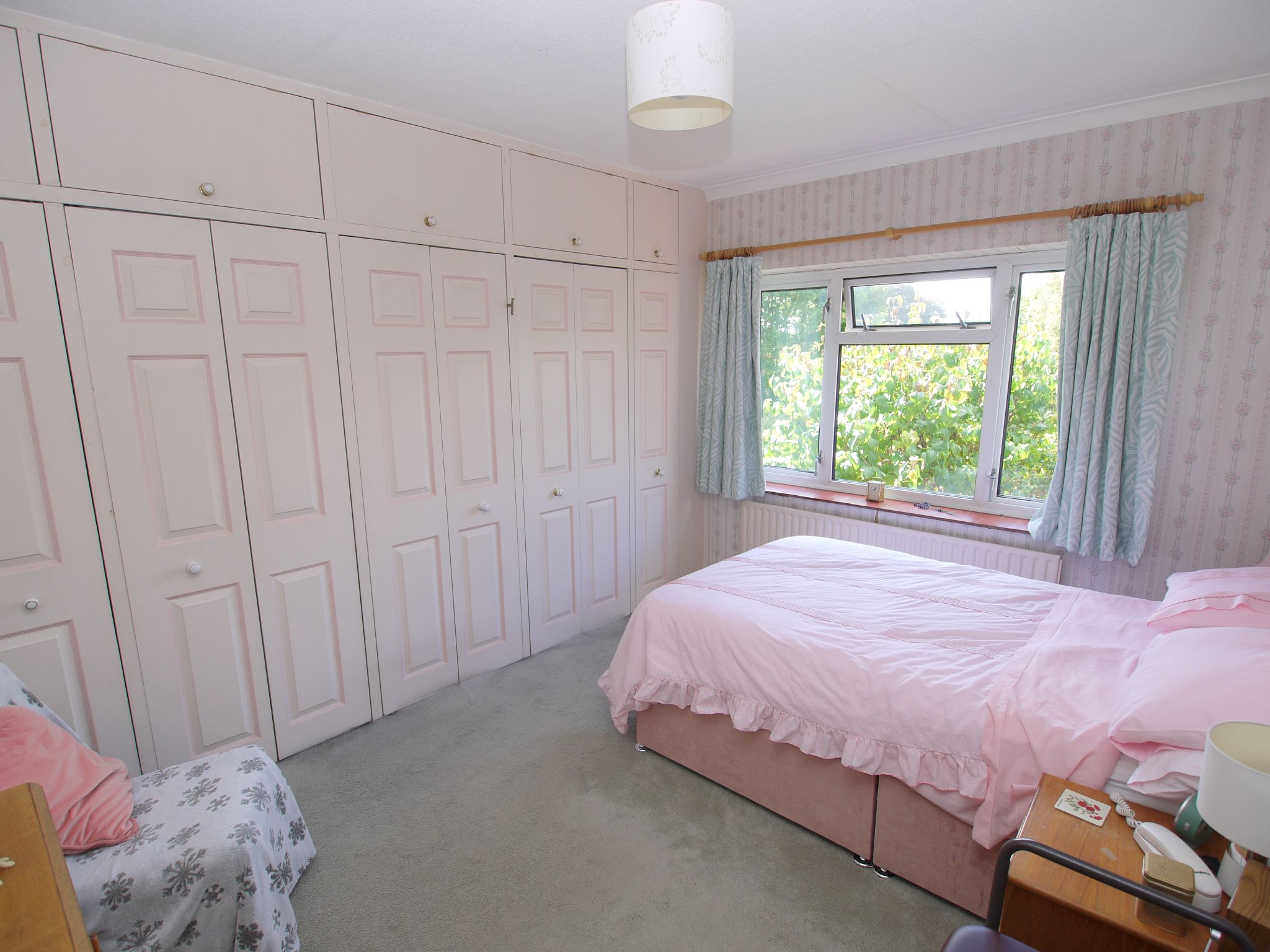 3 bedroom semi-detached house For Sale in Otford - Photograph 7