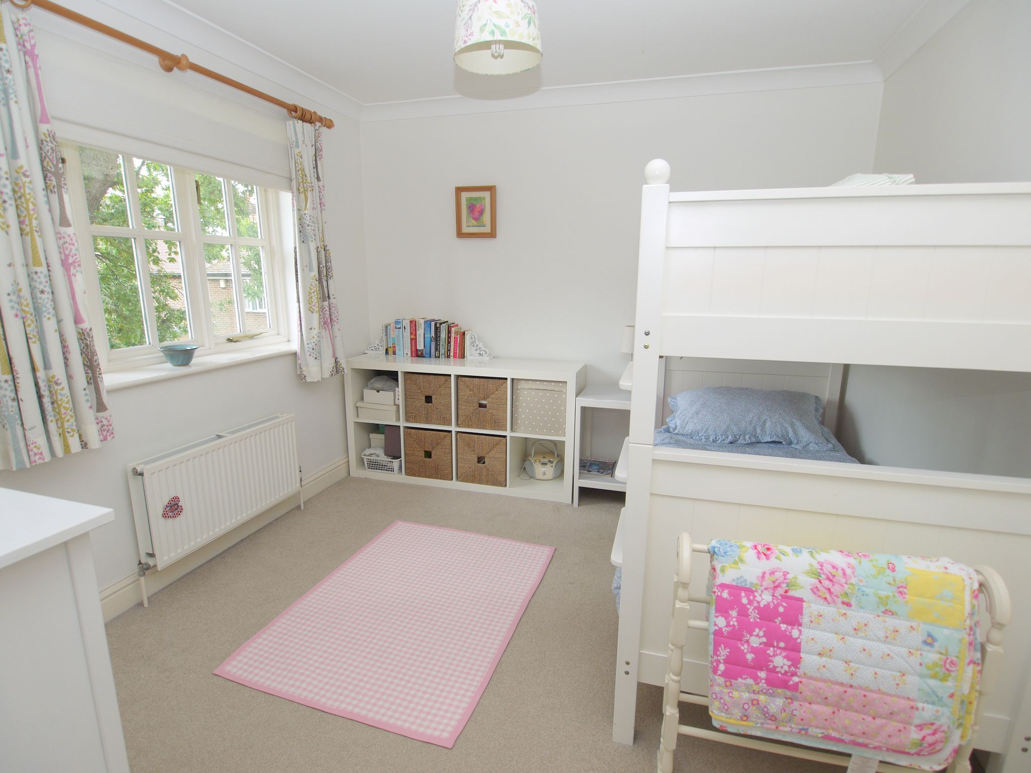 5 bedroom detached house For Sale in Sevenoaks - Photograph 14