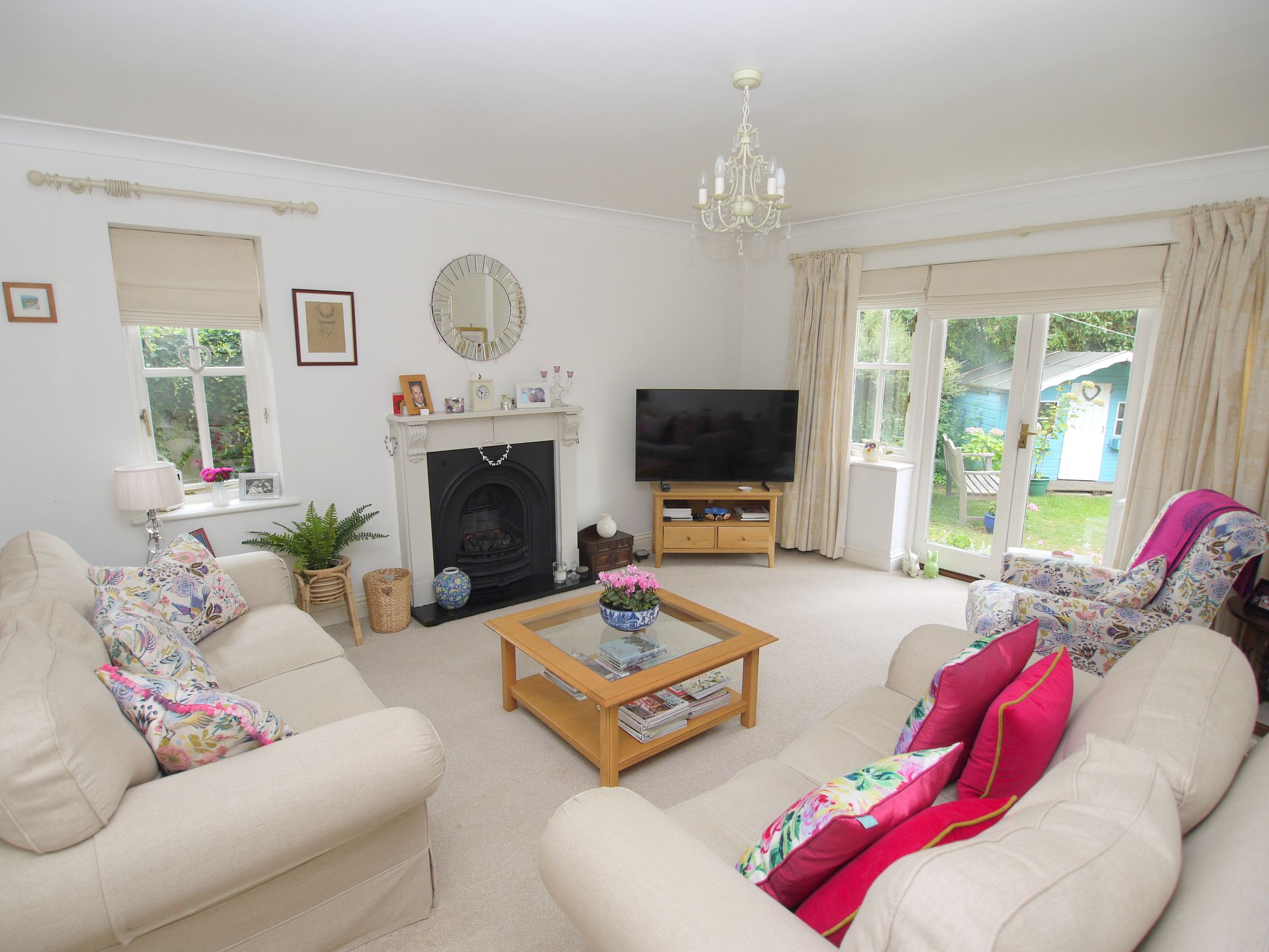 5 bedroom detached house For Sale in Sevenoaks - Property photograph