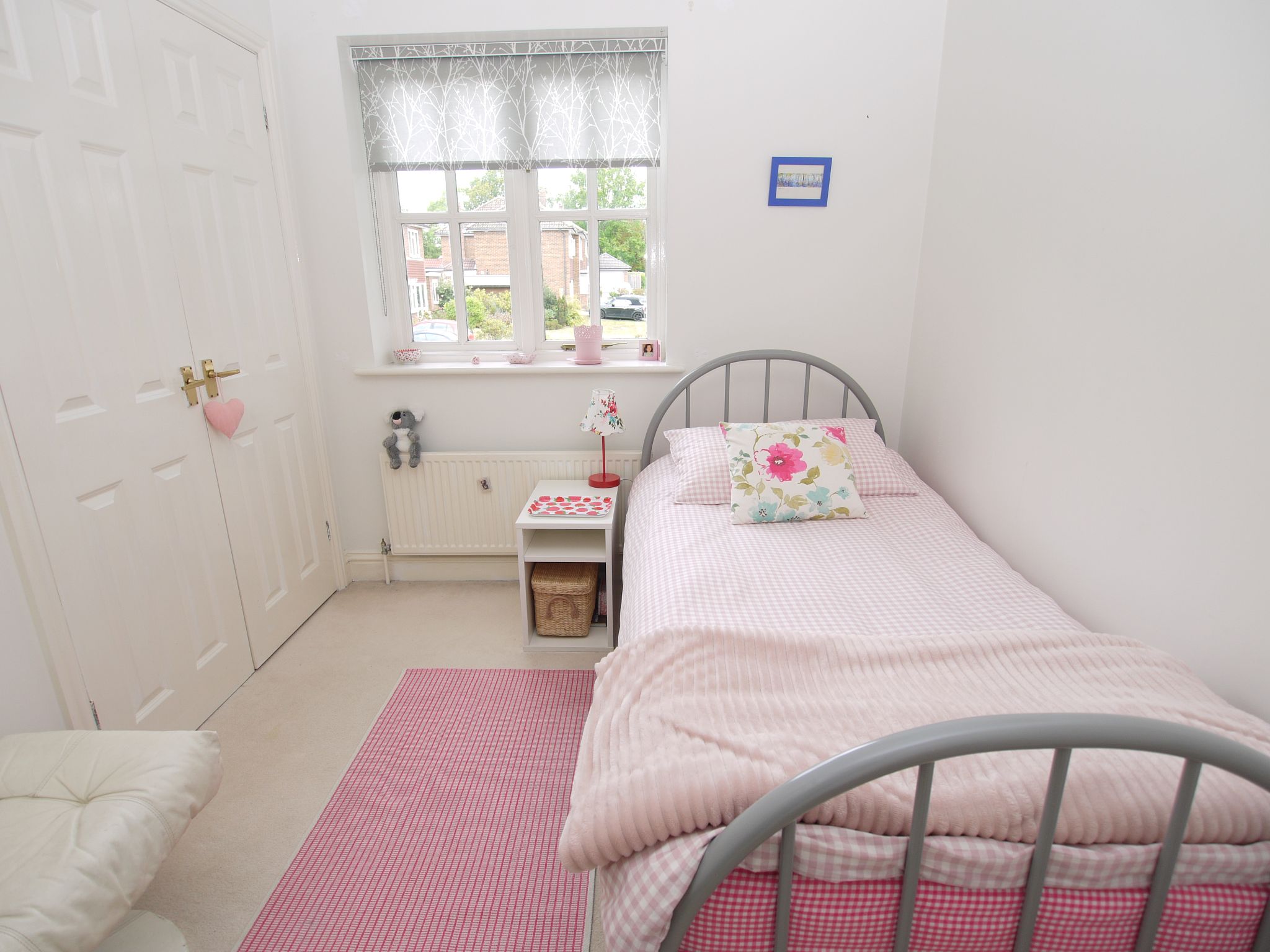 5 bedroom detached house For Sale in Sevenoaks - Photograph 13