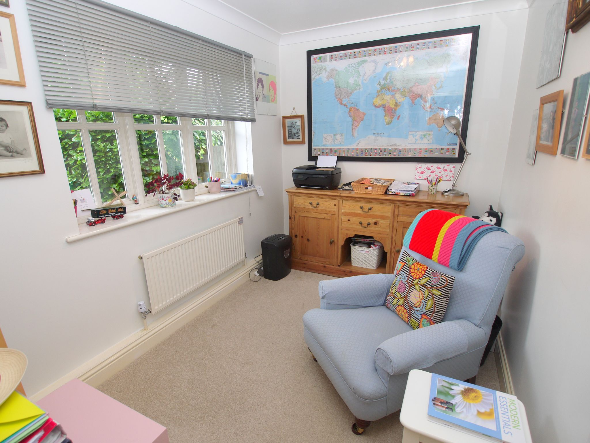 5 bedroom detached house For Sale in Sevenoaks - Photograph 12