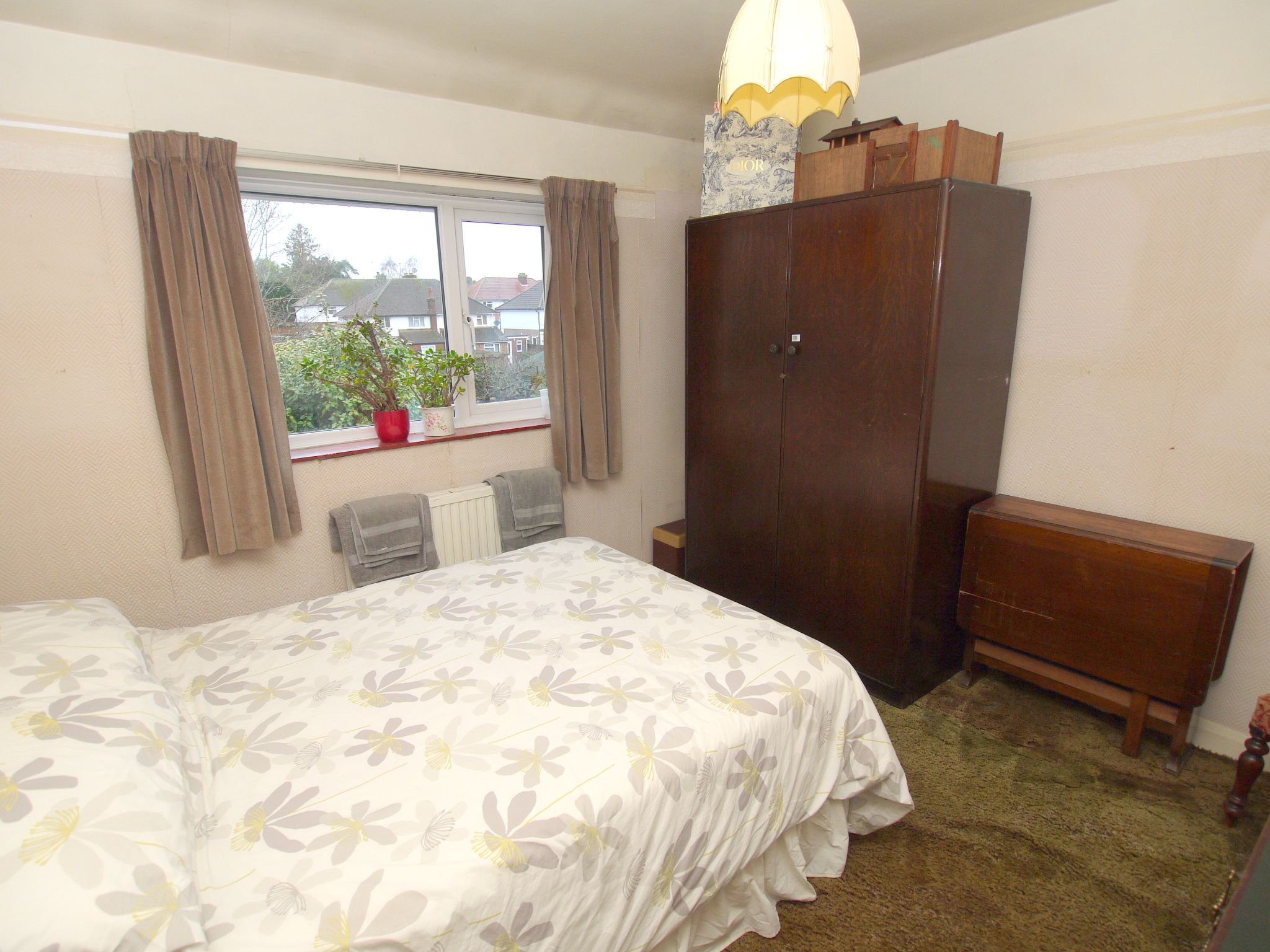 3 bedroom semi-detached house For Sale in Sevenoaks - Photograph 6