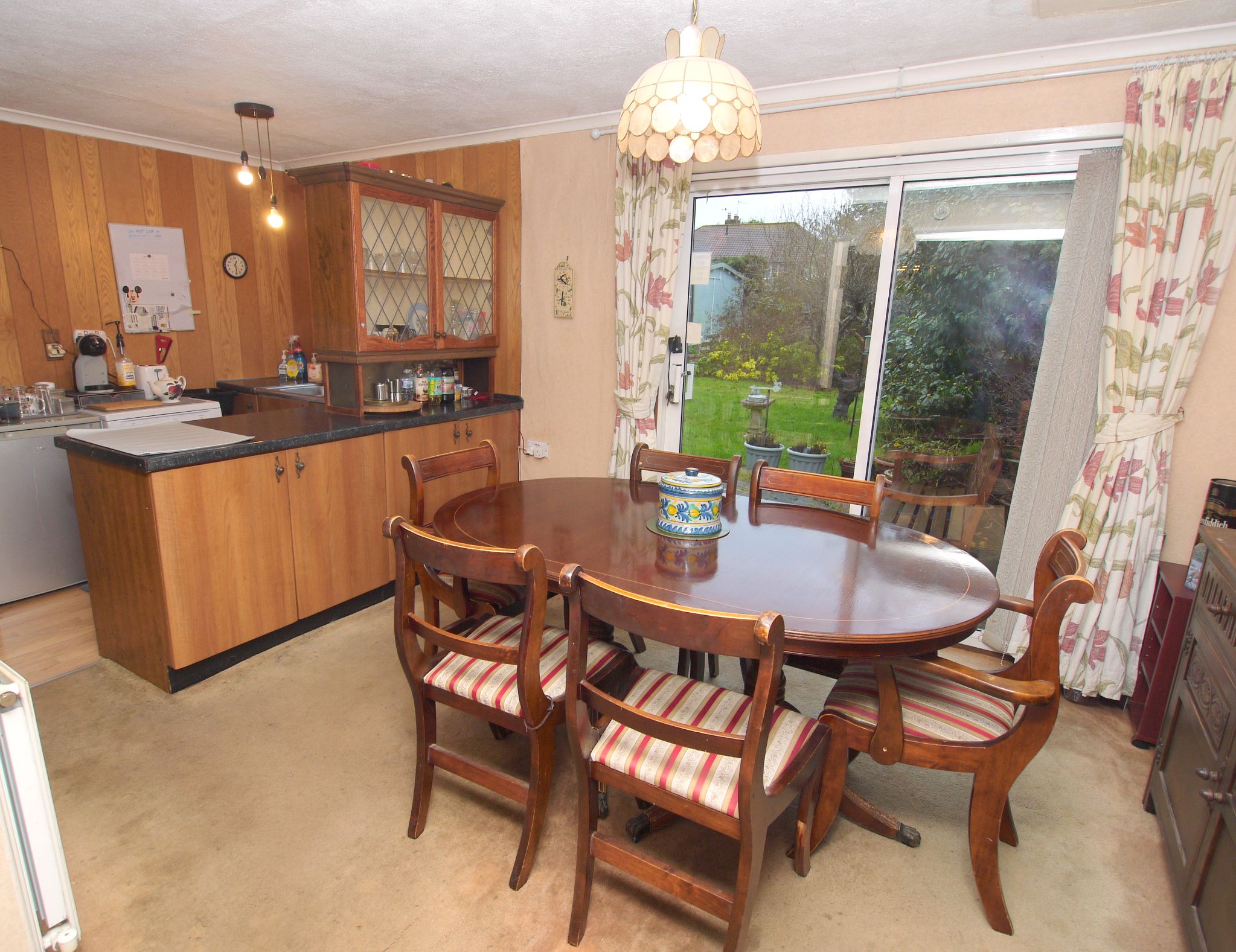 3 bedroom semi-detached house For Sale in Sevenoaks - Property photograph