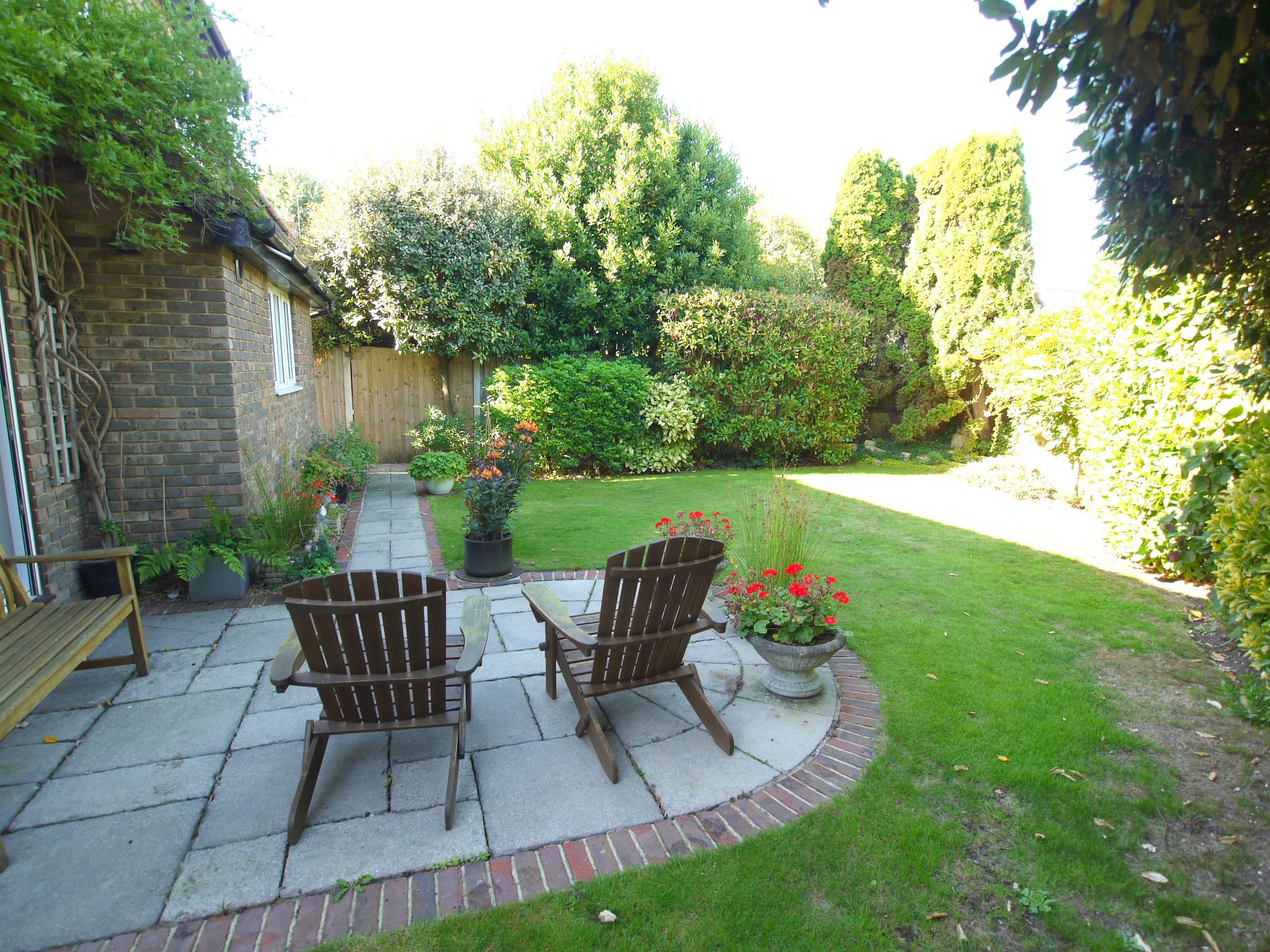 4 bedroom detached house For Sale in Dunton Green - Photograph 11