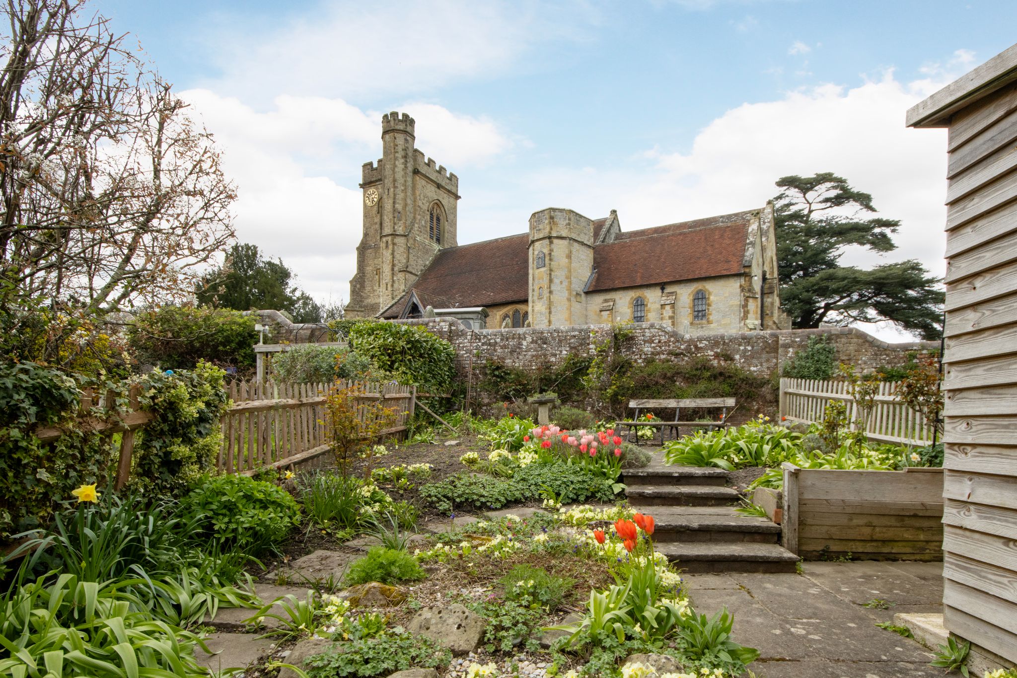 3 bedroom mid terraced house For Sale in Tonbridge - Photograph 10