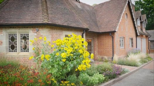 4 bedroom detached house For Sale in Leigh - Photograph 17